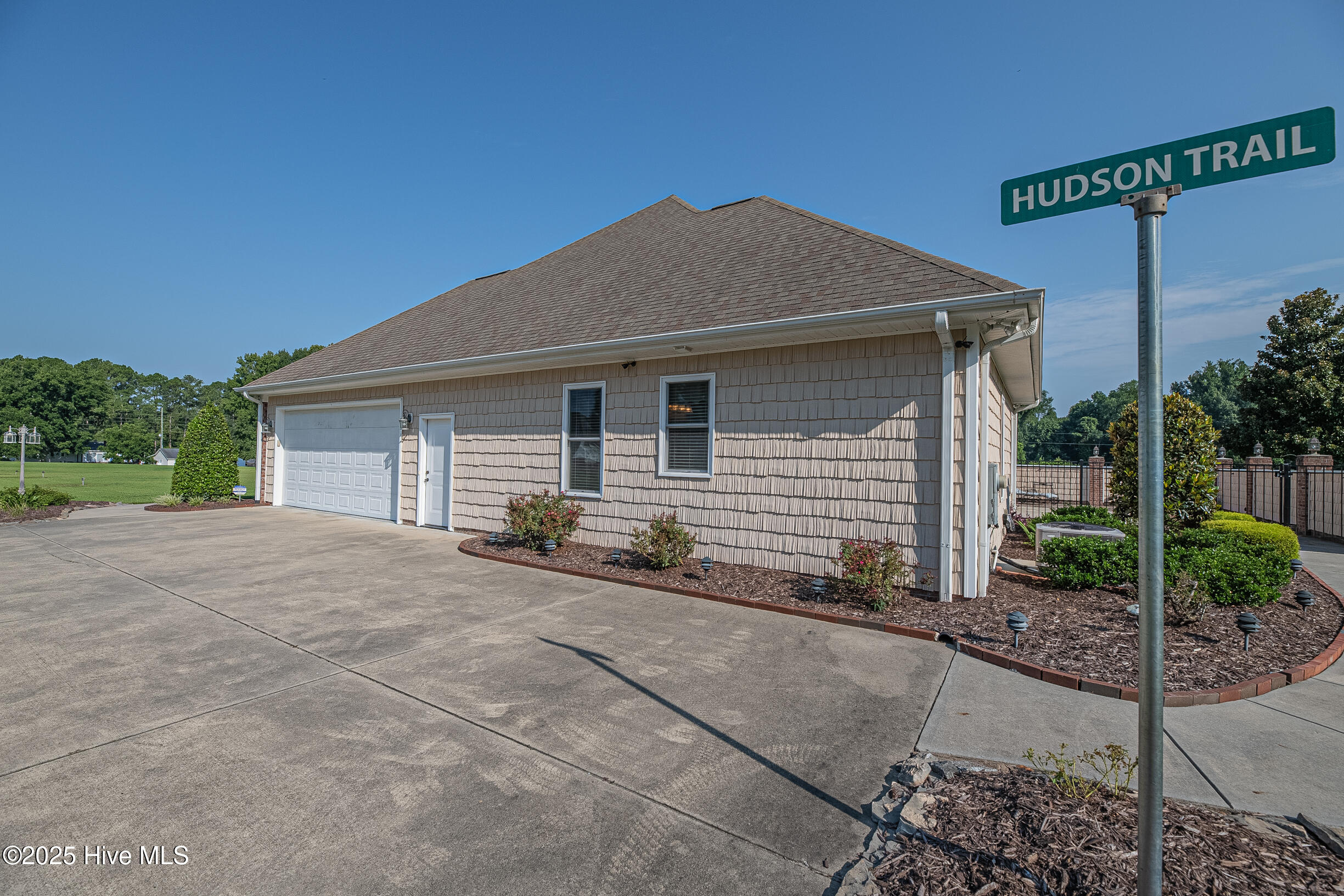 2361 Lt Hardee Road