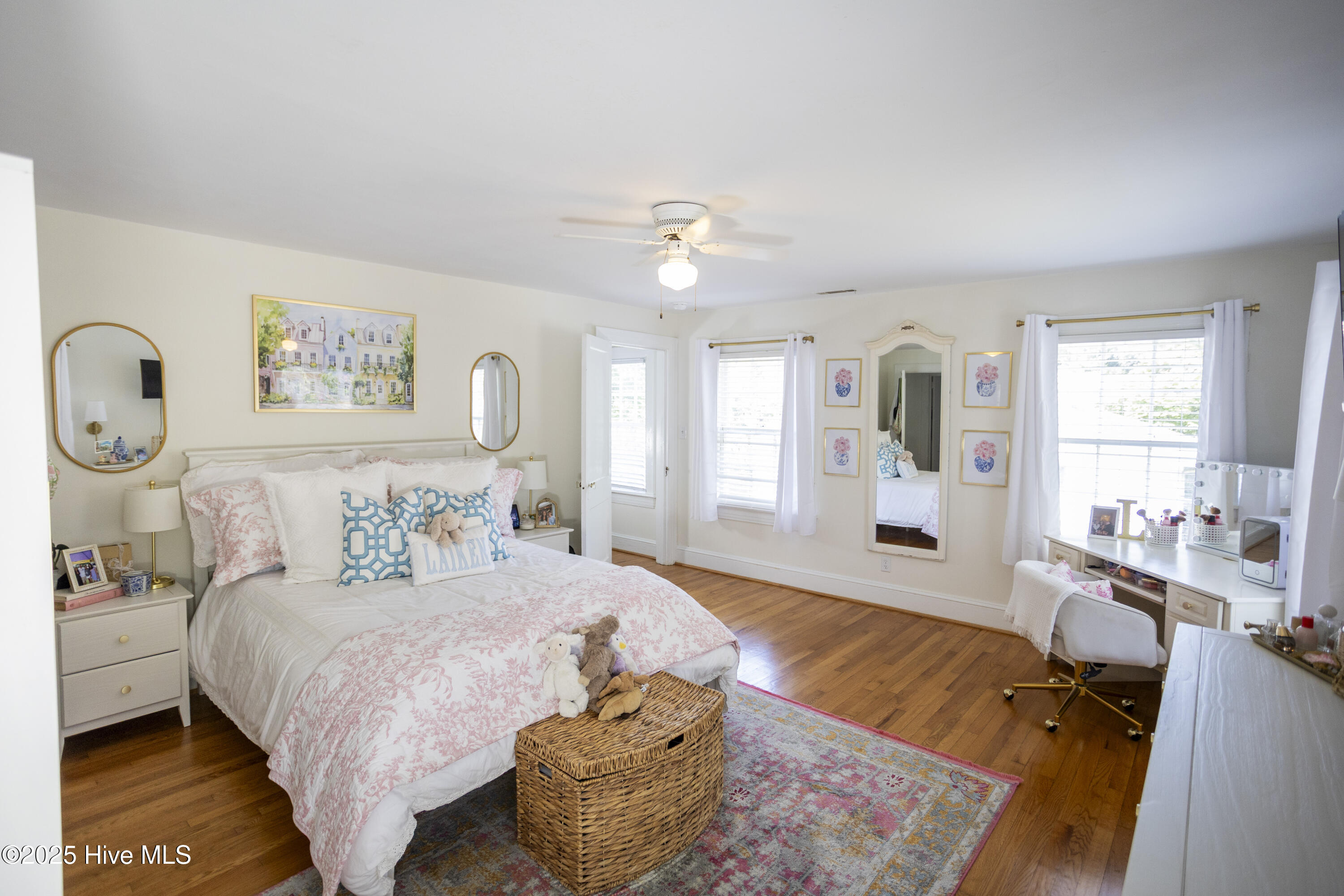 606 S Elm Street