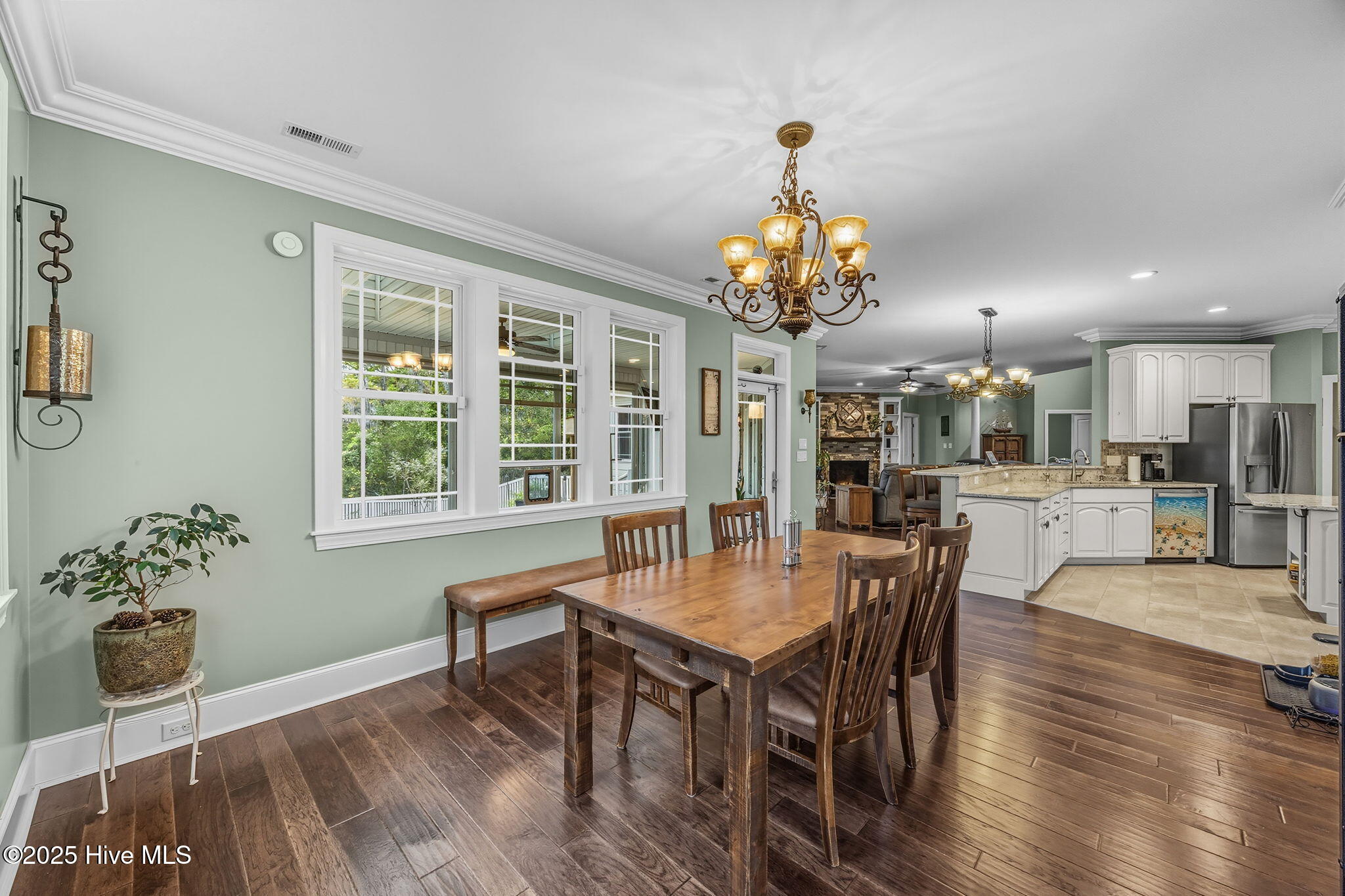 3339 Lee Landing Road