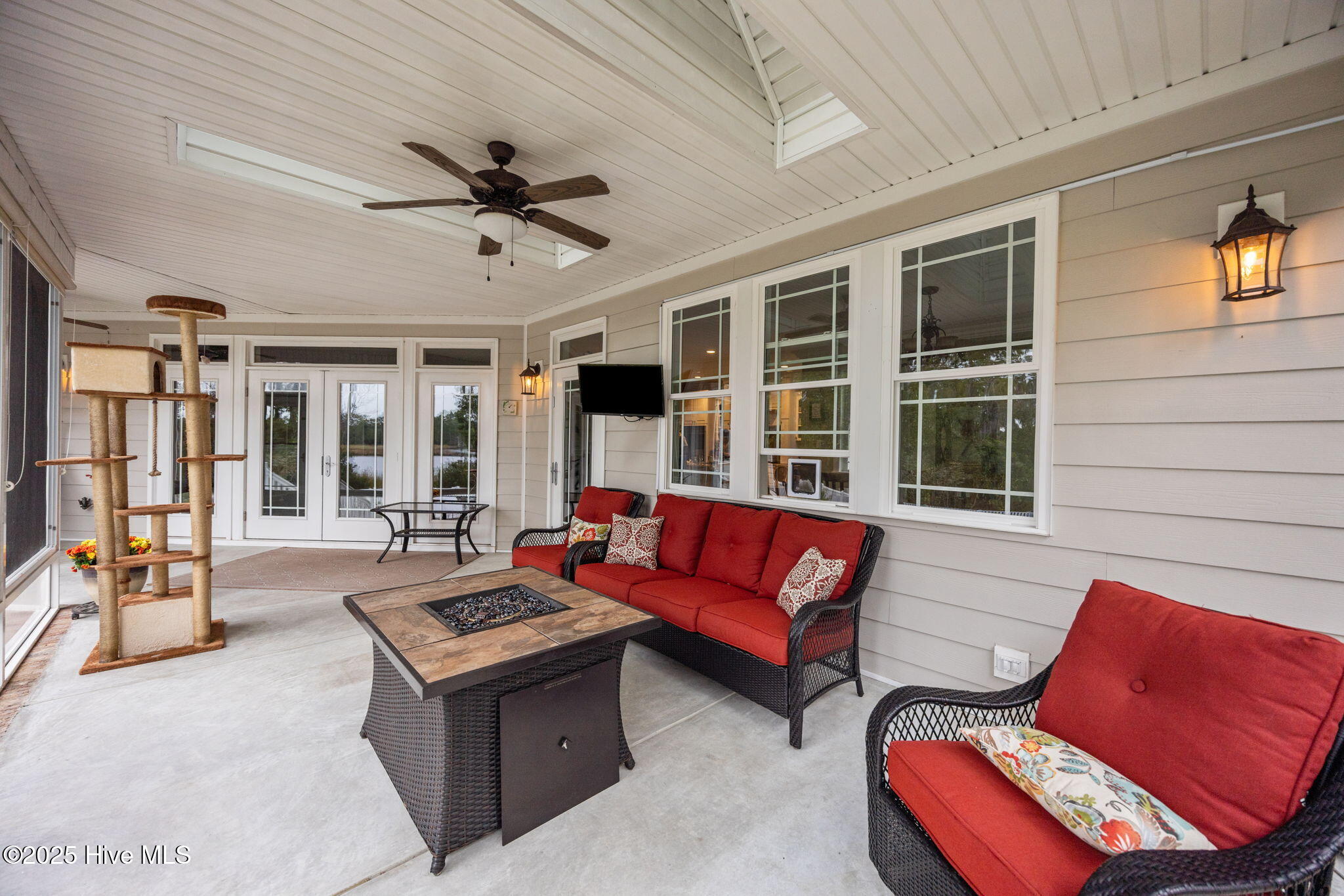 3339 Lee Landing Road