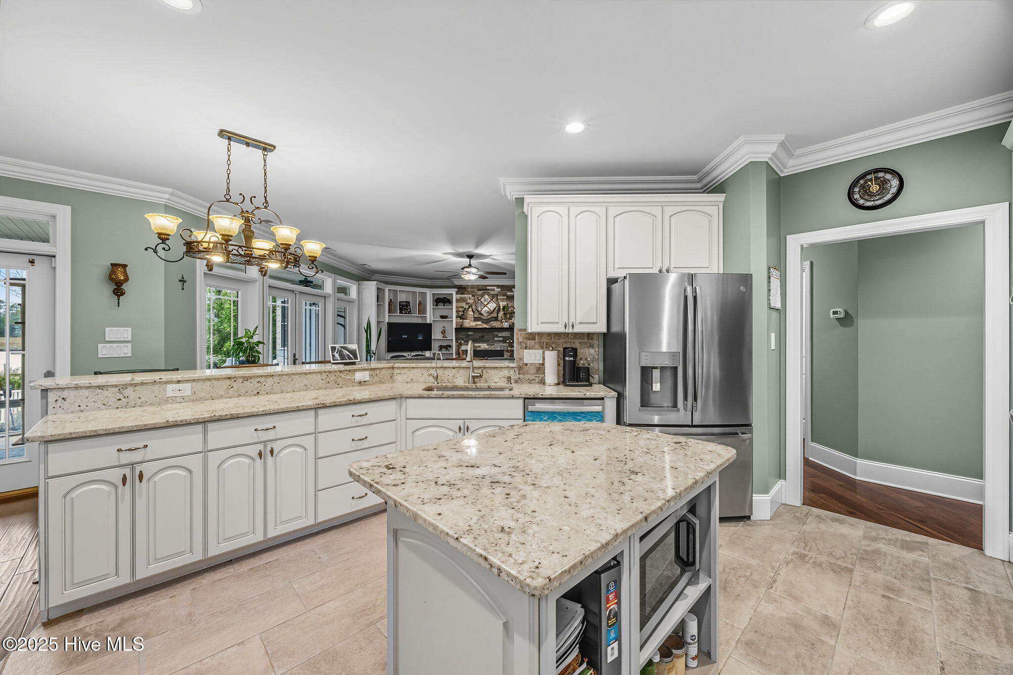 3339 Lee Landing Road