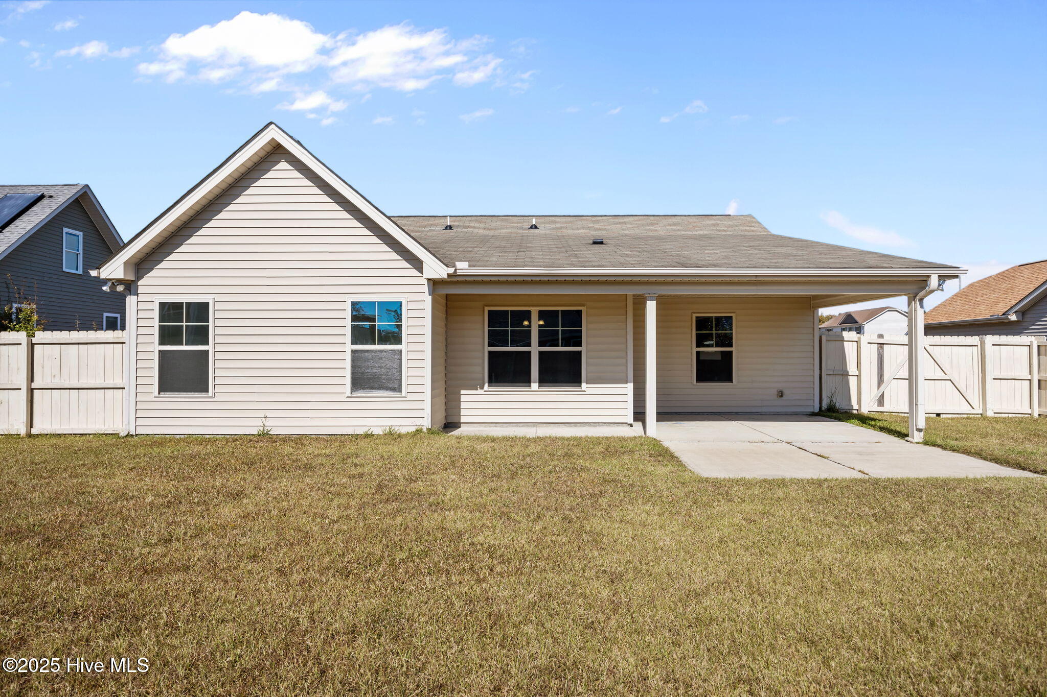 1305 Presidio Lane