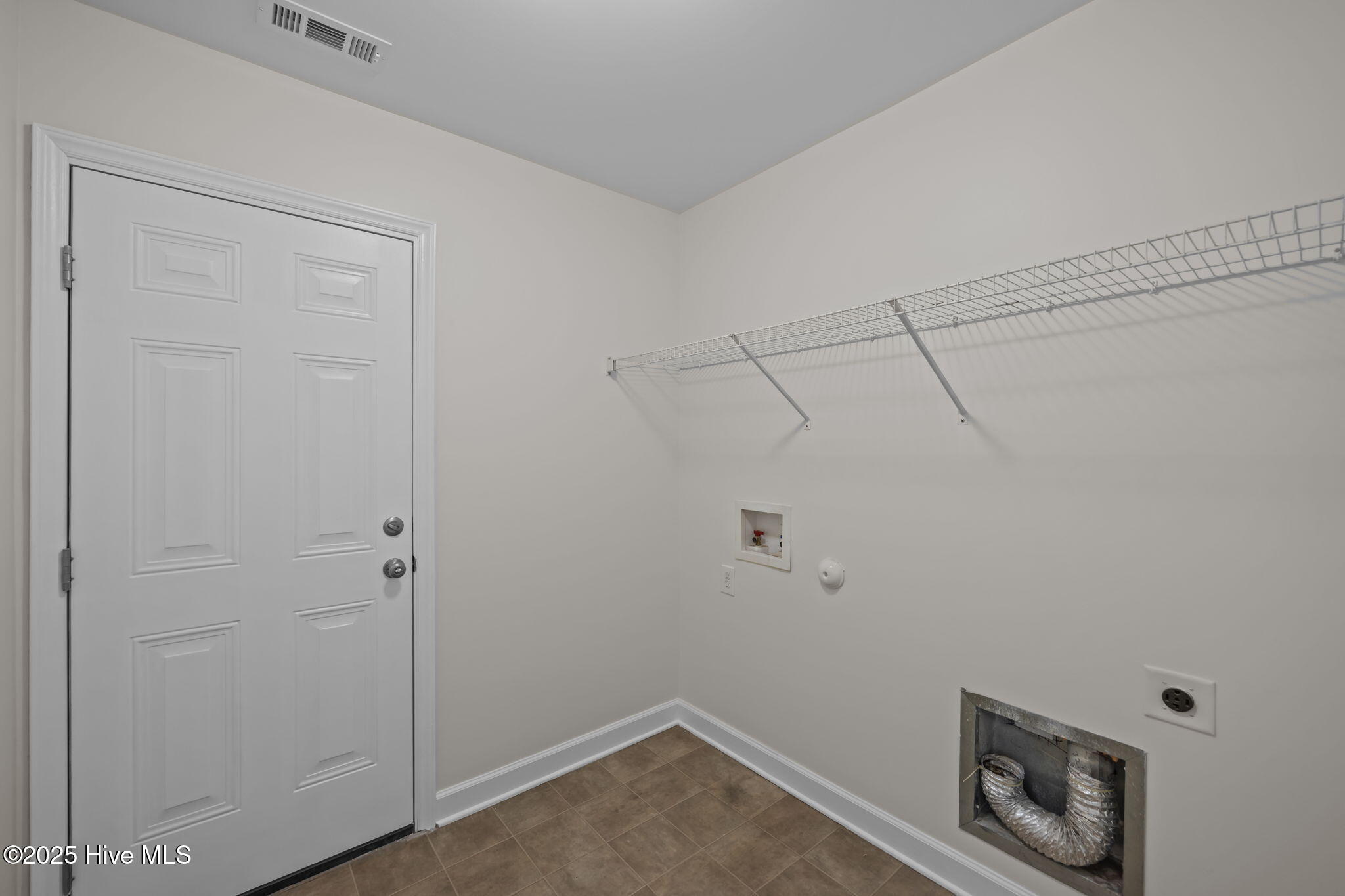 1305 Presidio Lane