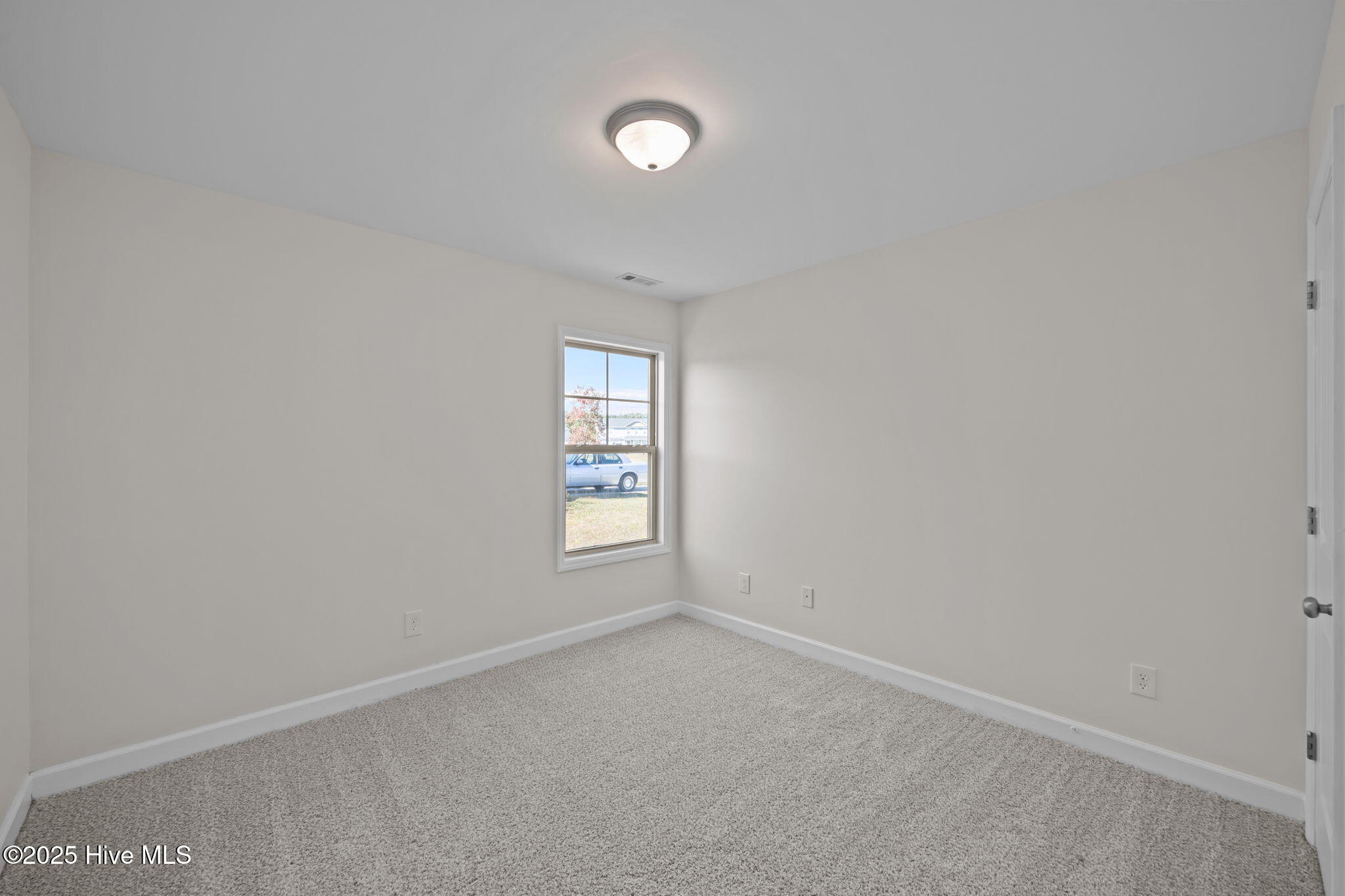 1305 Presidio Lane