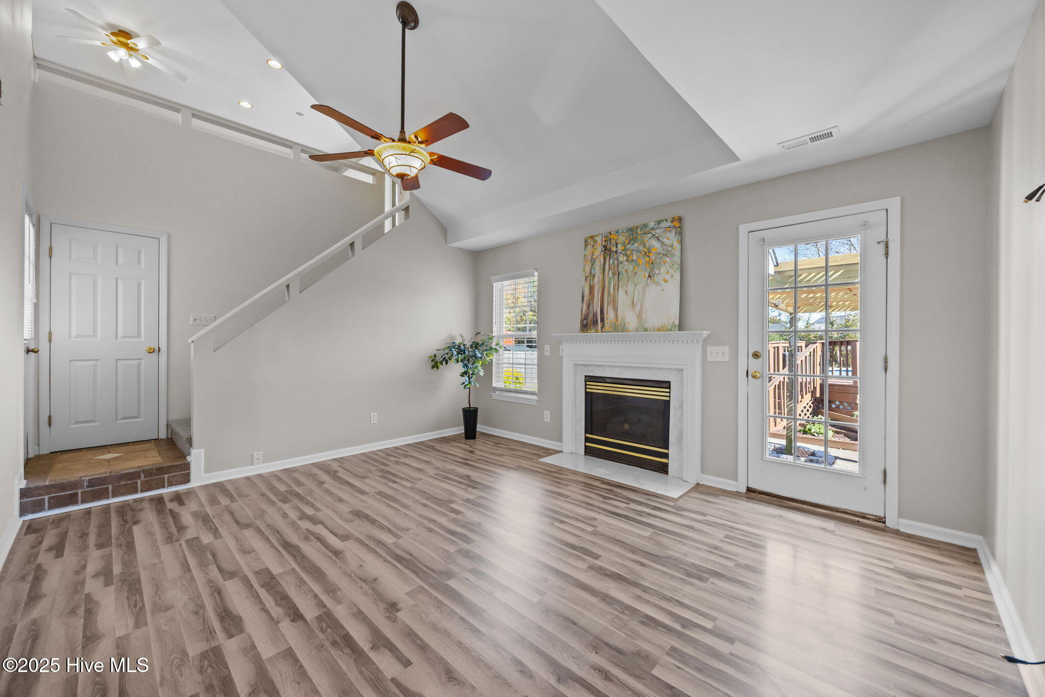 2483 Hunterchase Lane