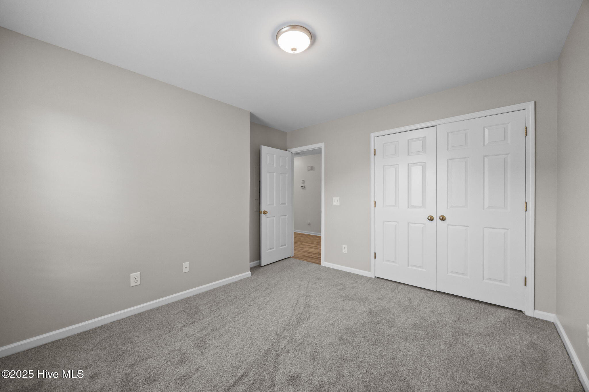 2483 Hunterchase Lane