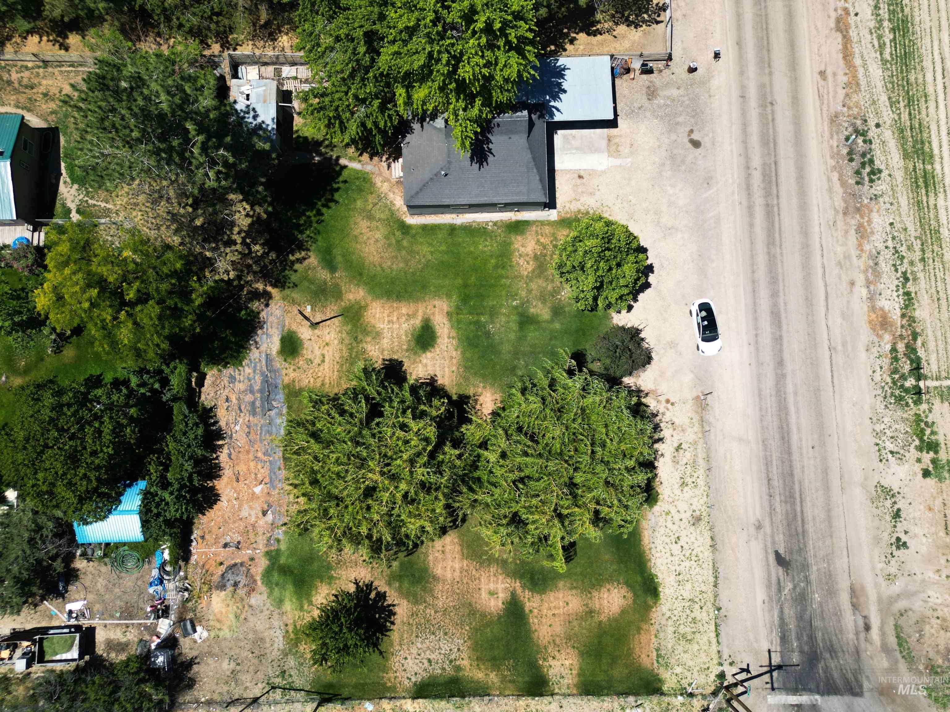 3789 Pioneer Rd