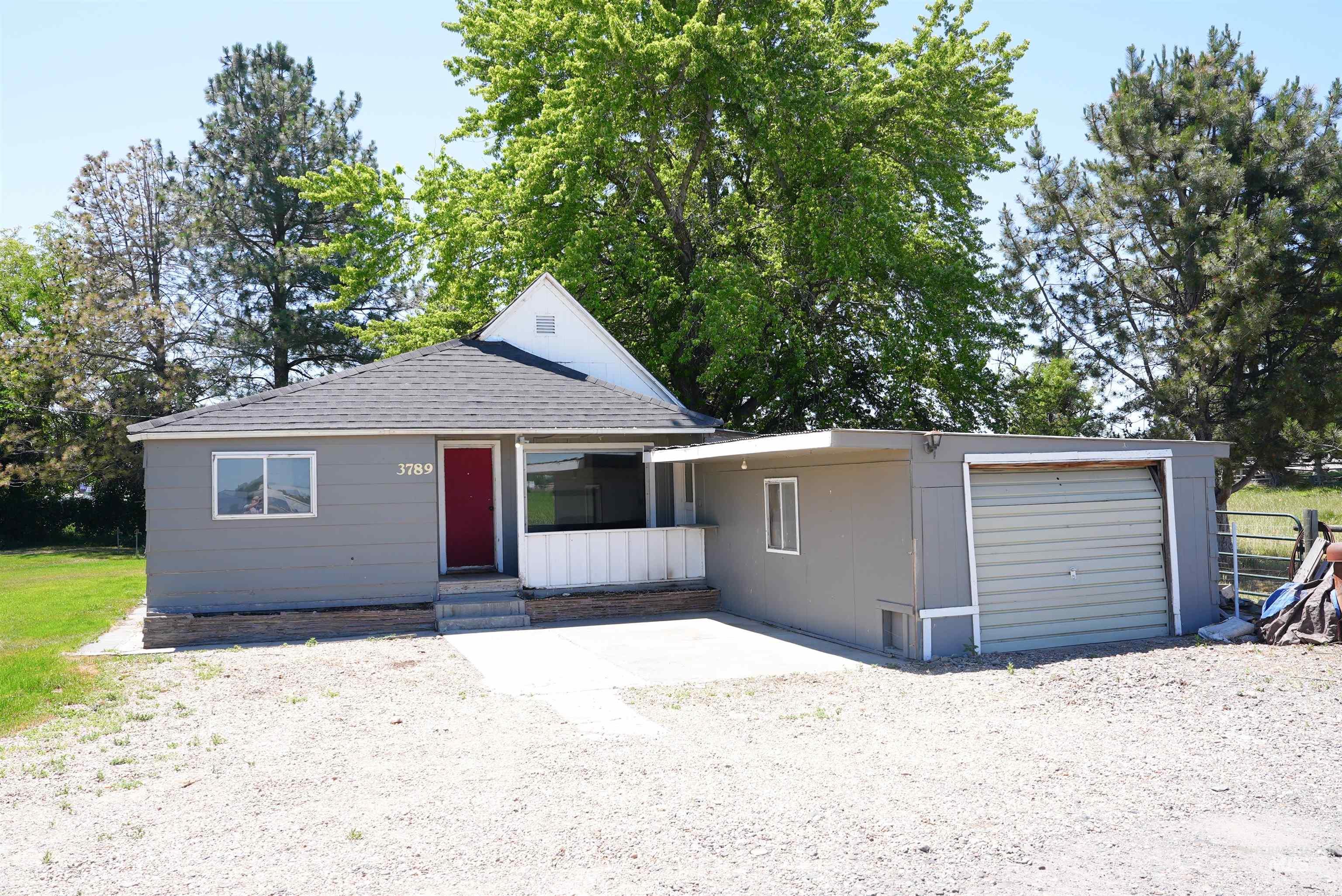 3789 Pioneer Rd