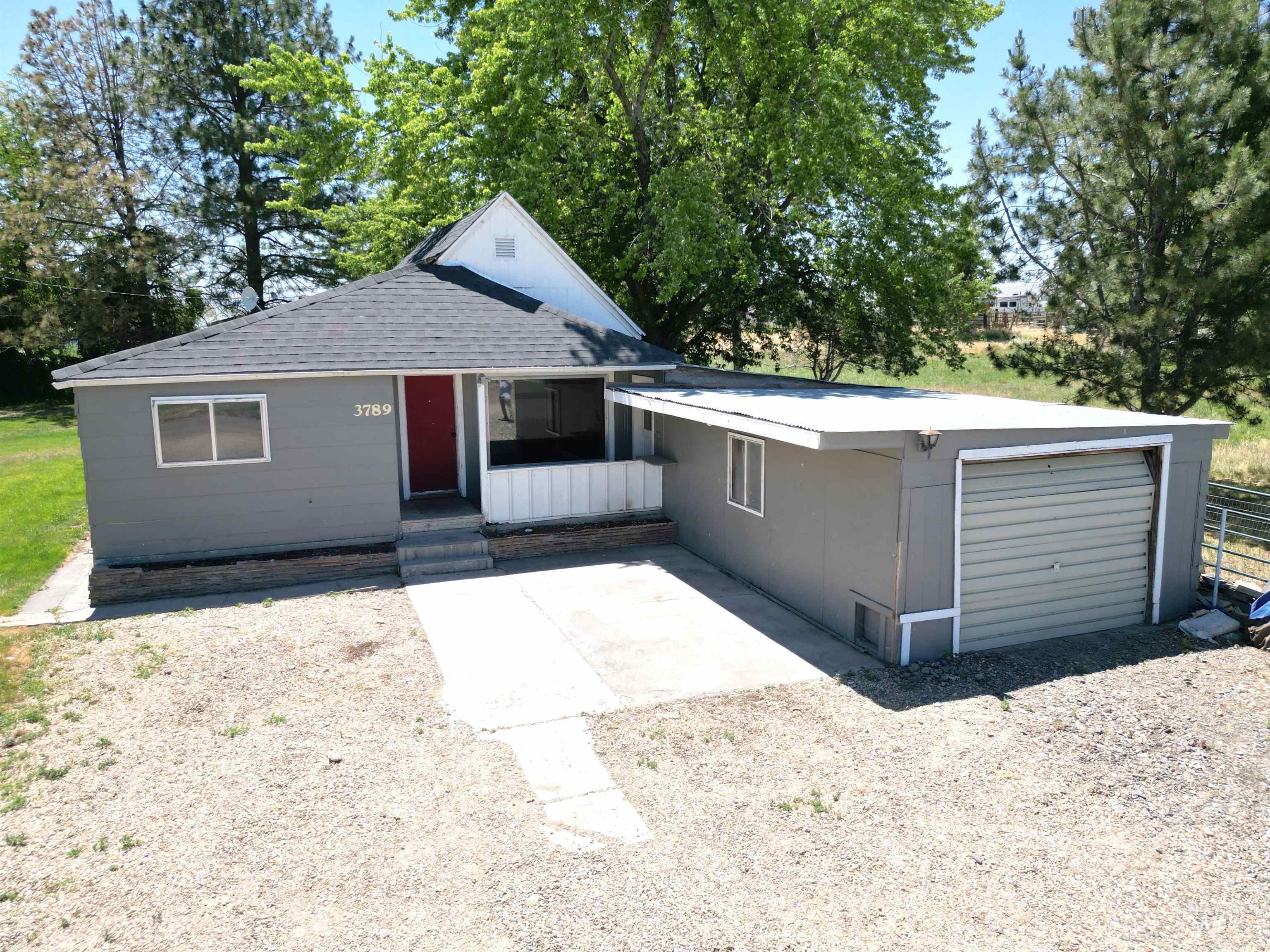 3789 Pioneer Rd