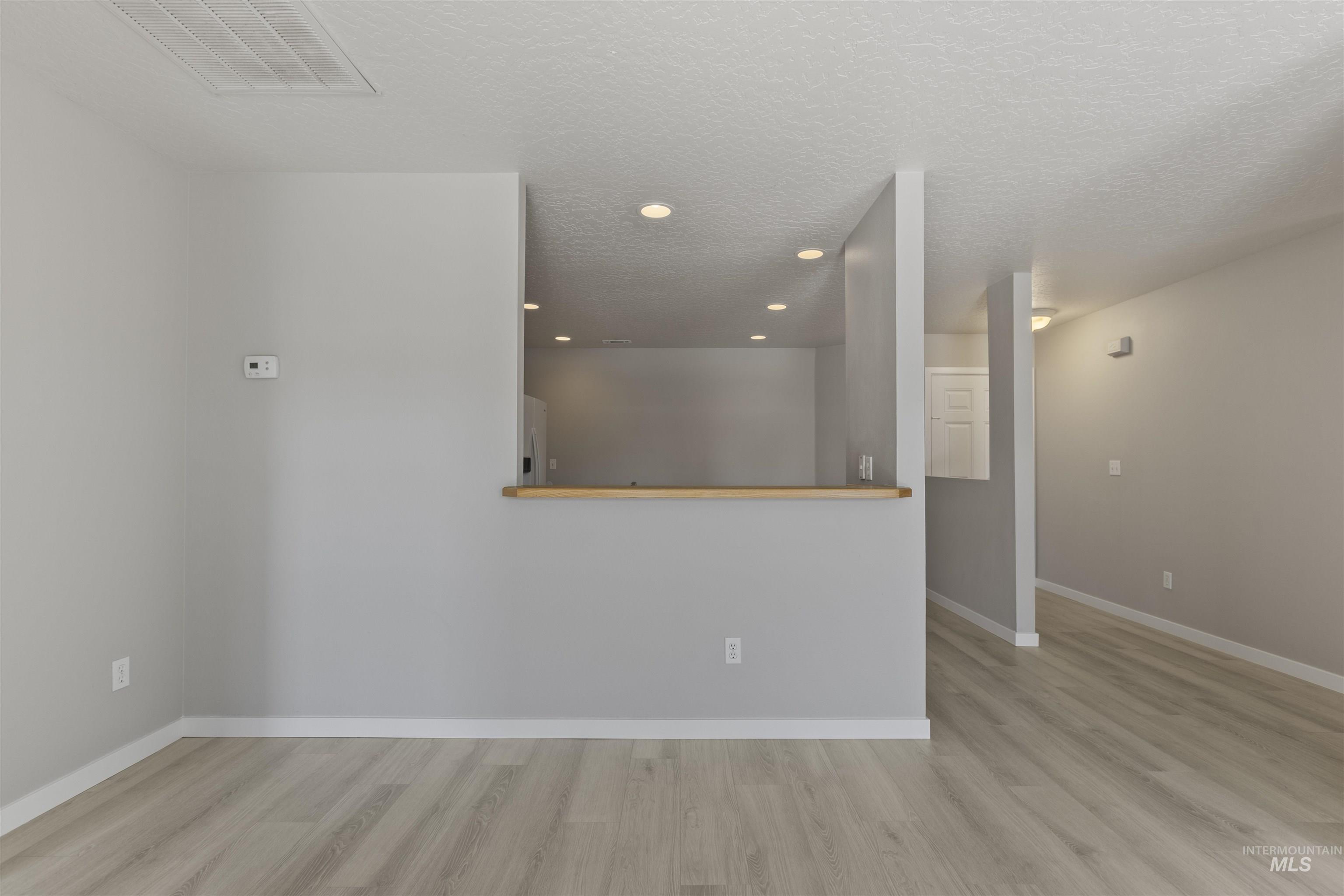 118 Bridgeport Ave