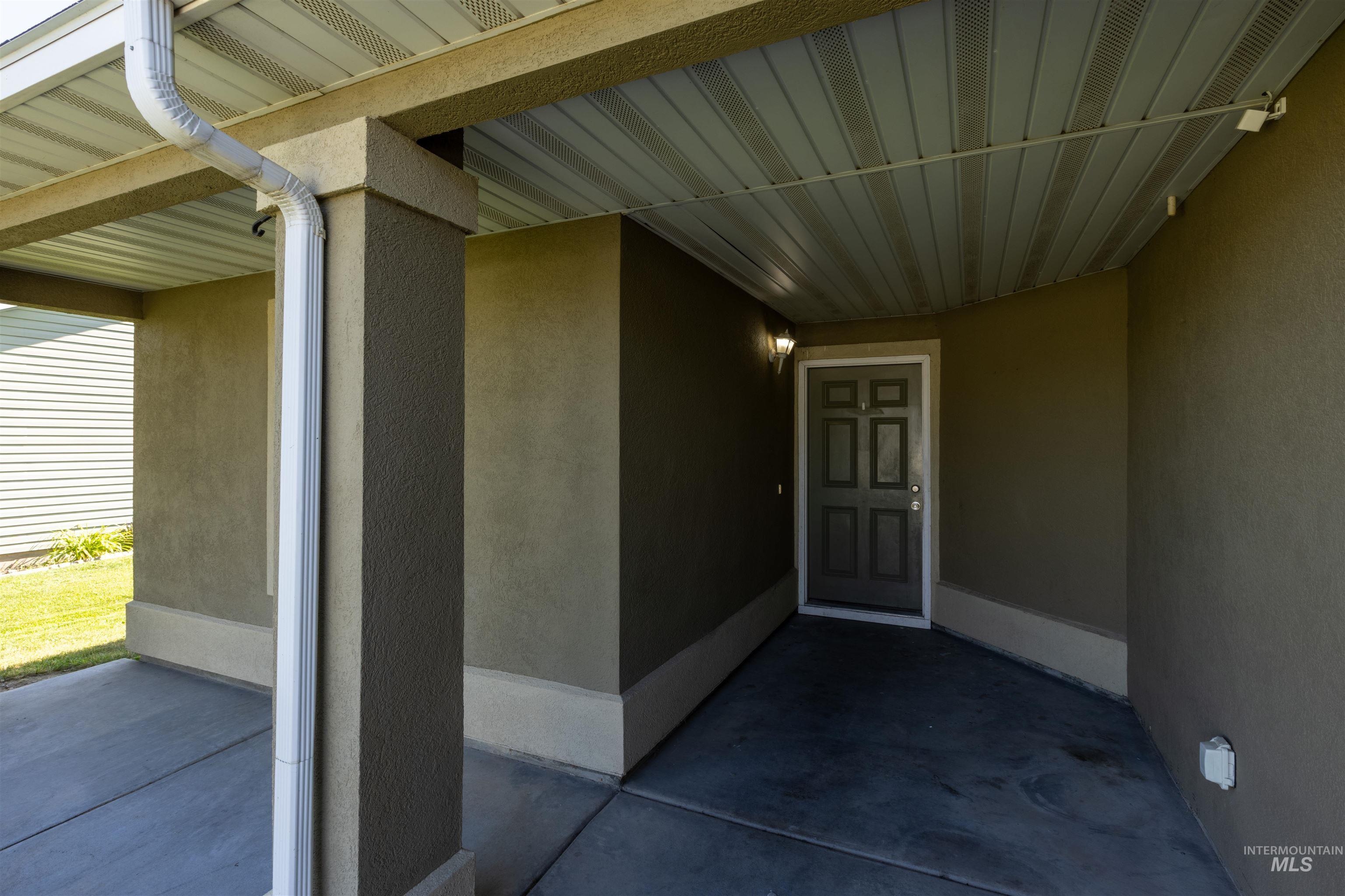 118 Bridgeport Ave