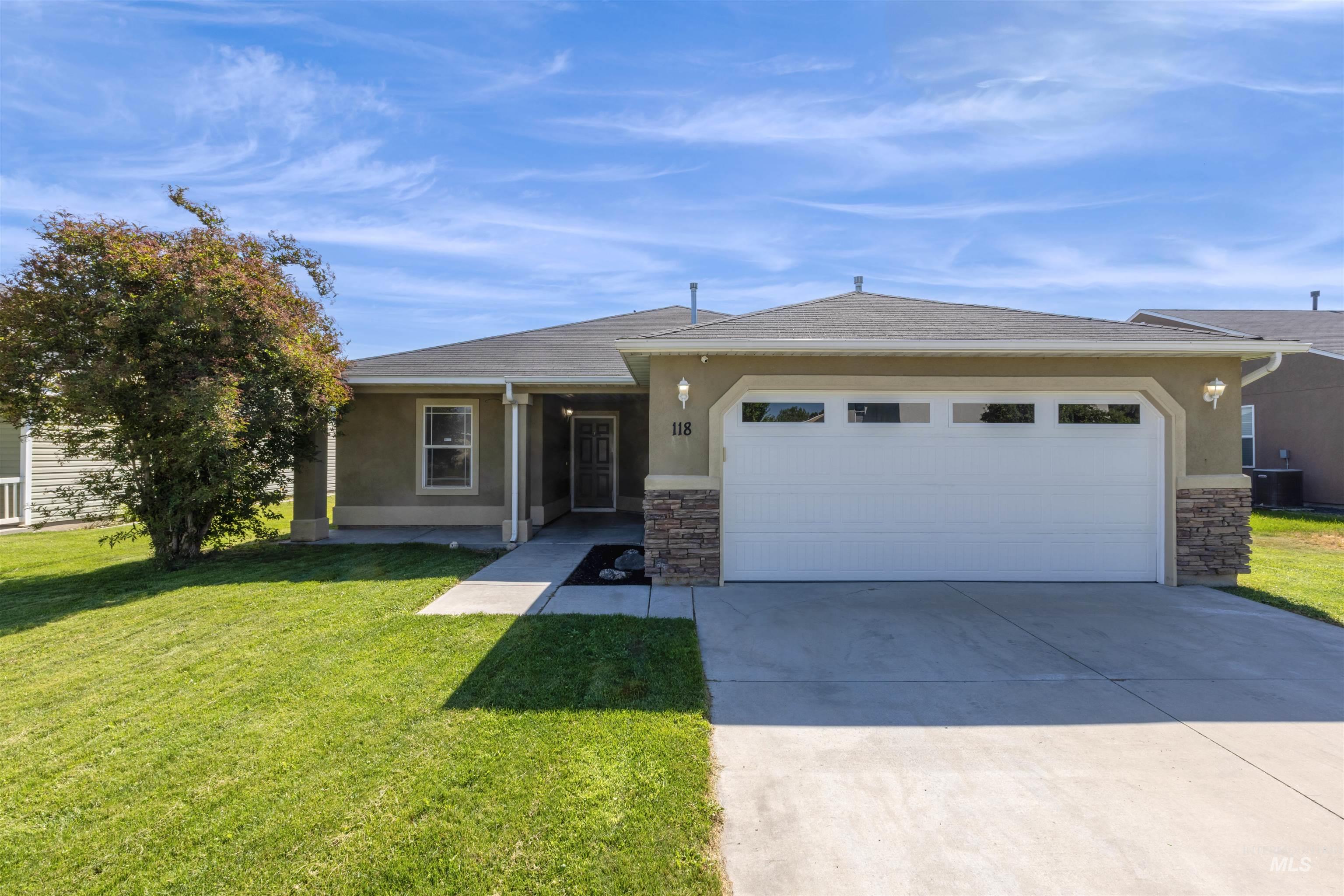 118 Bridgeport Ave