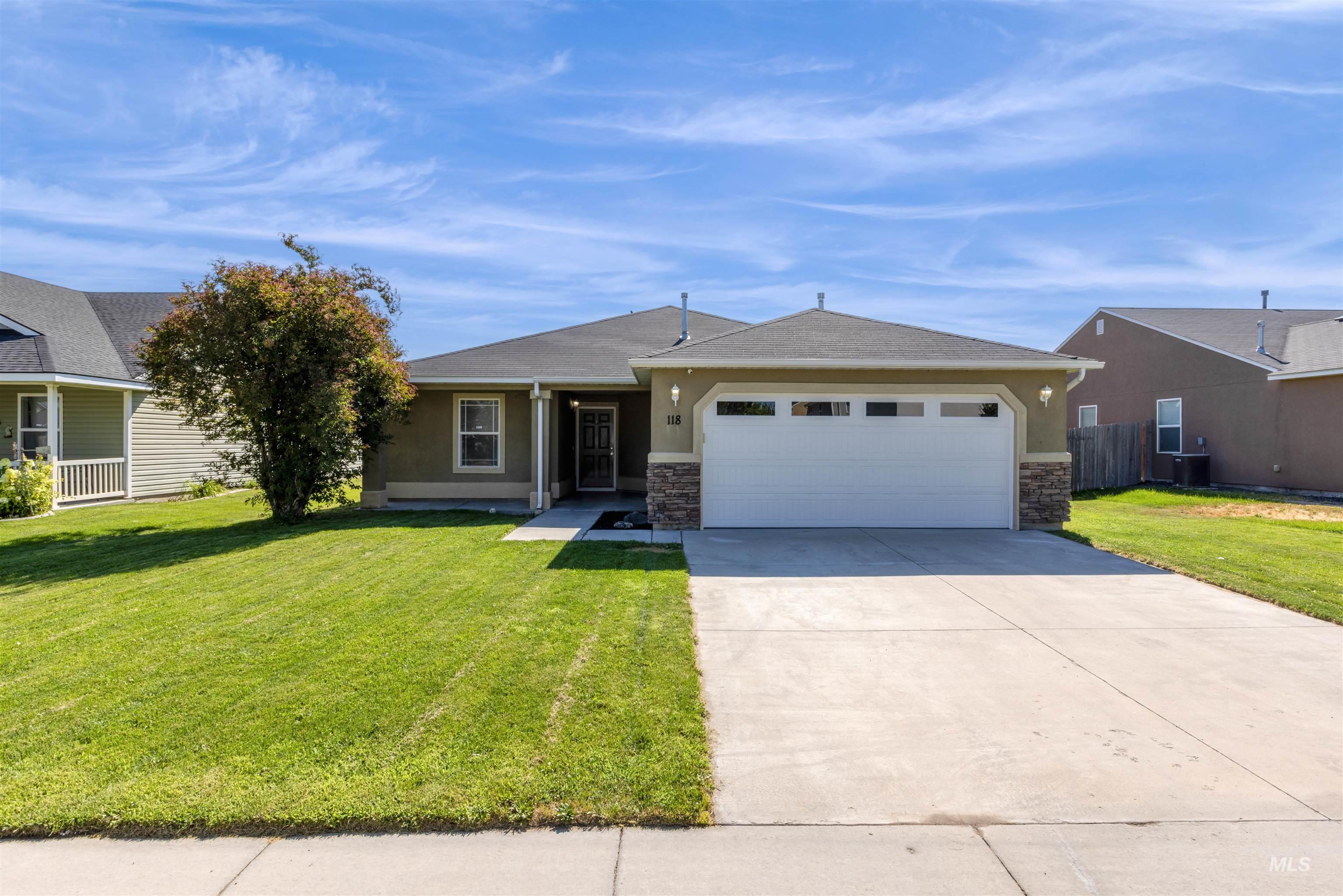118 Bridgeport Ave