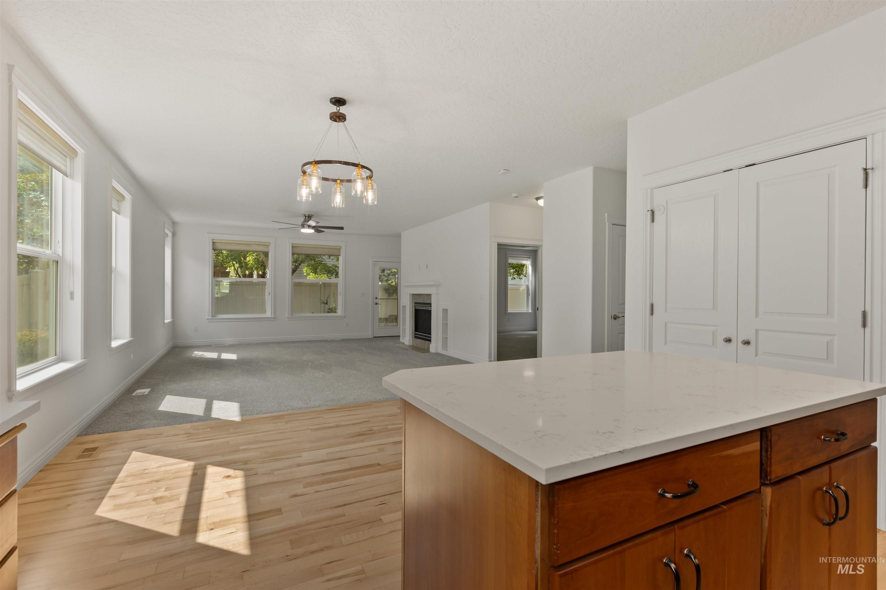 940 W Heather Woods Dr