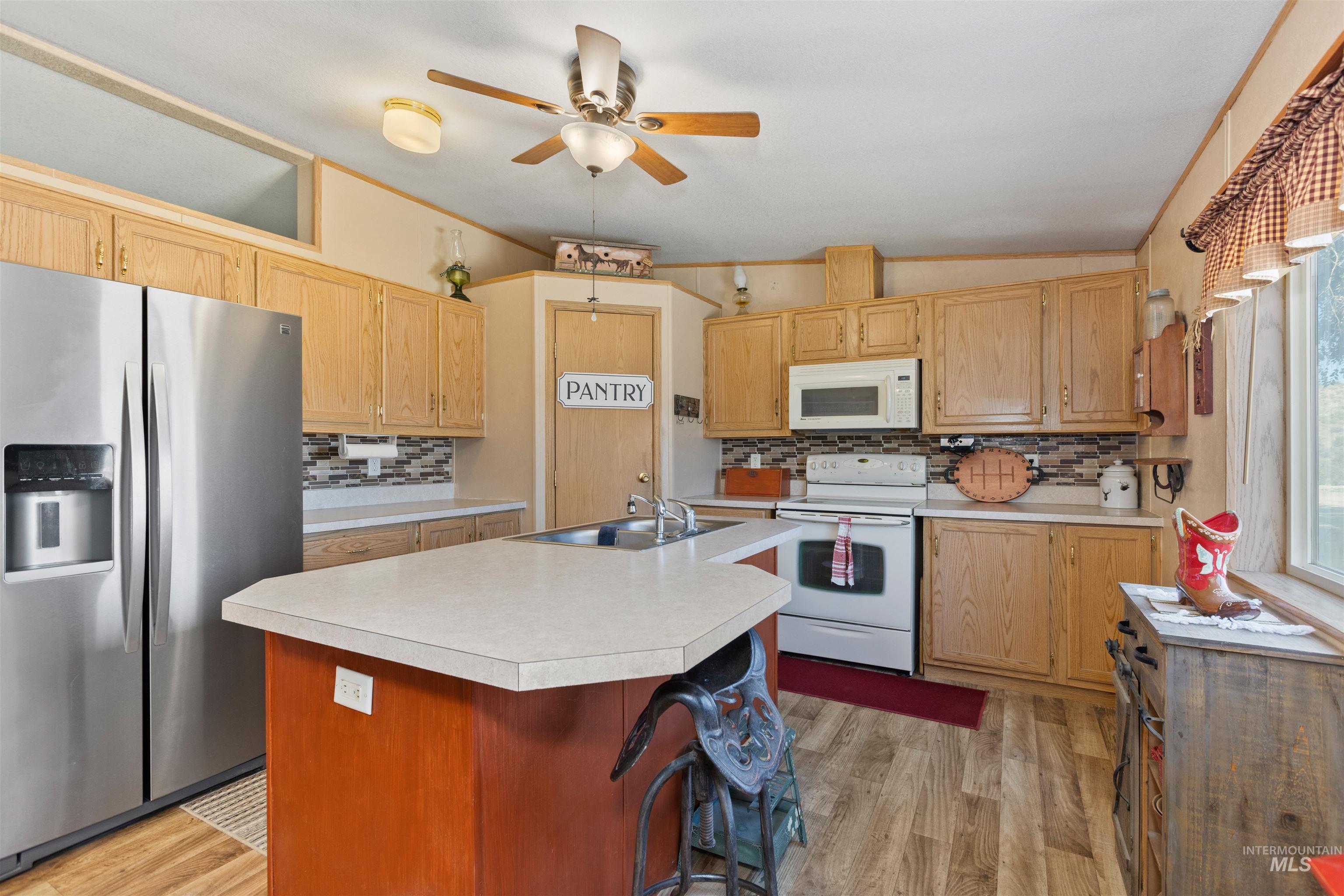 15423 Tyson Road