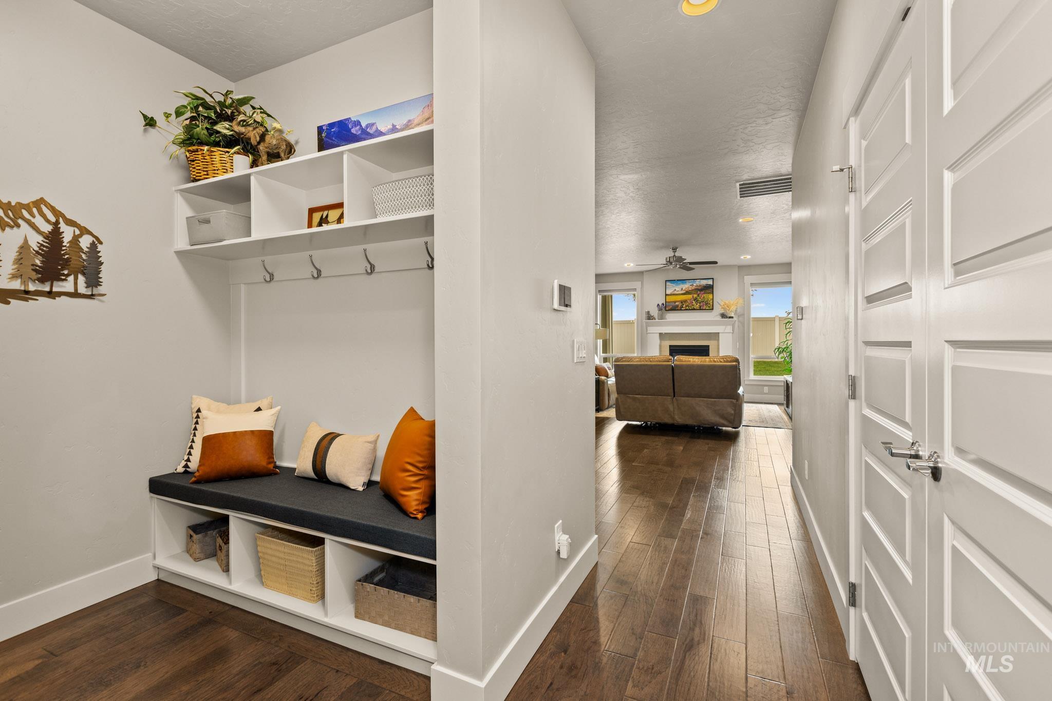 18677 Easter Peak Ave