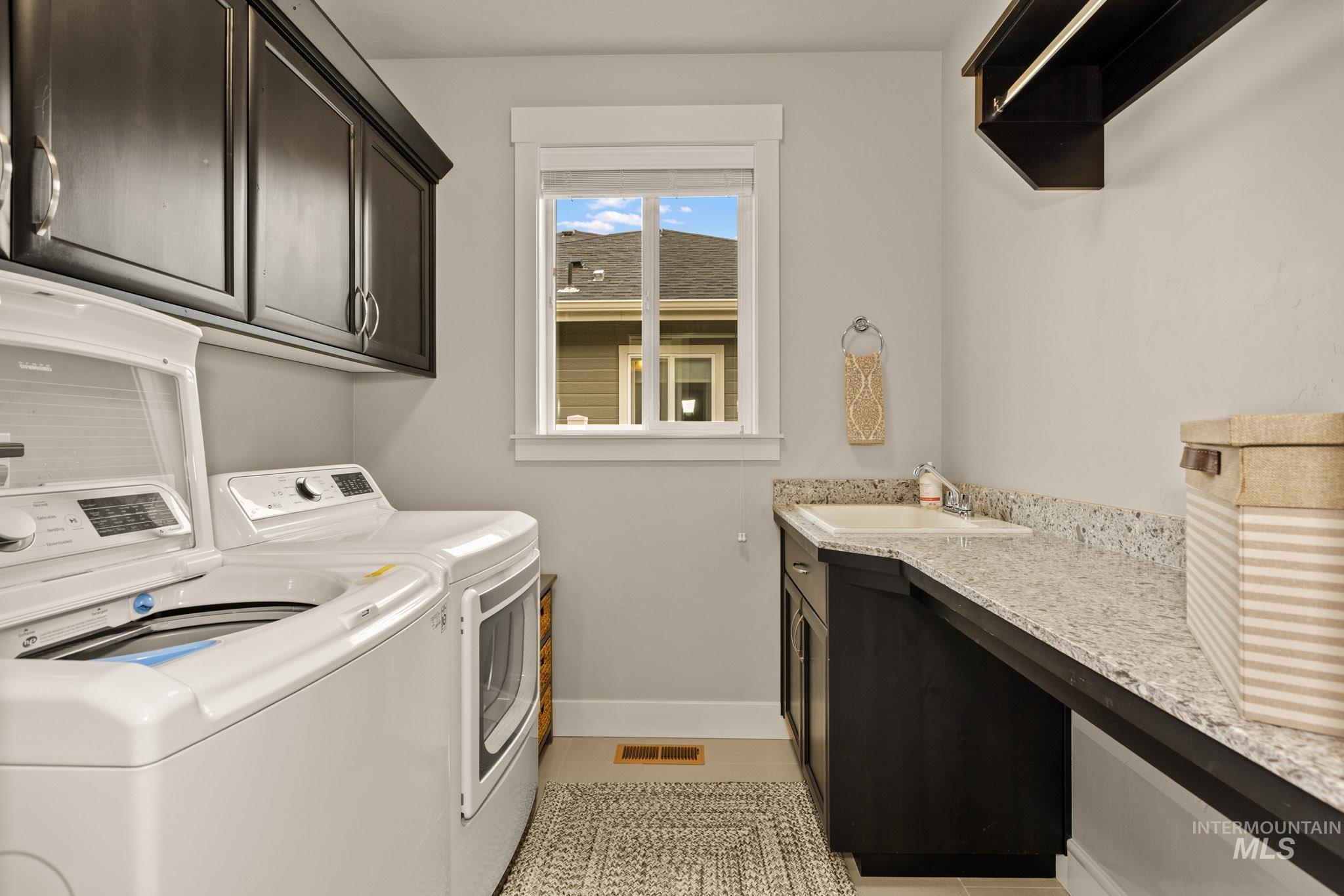 18677 Easter Peak Ave