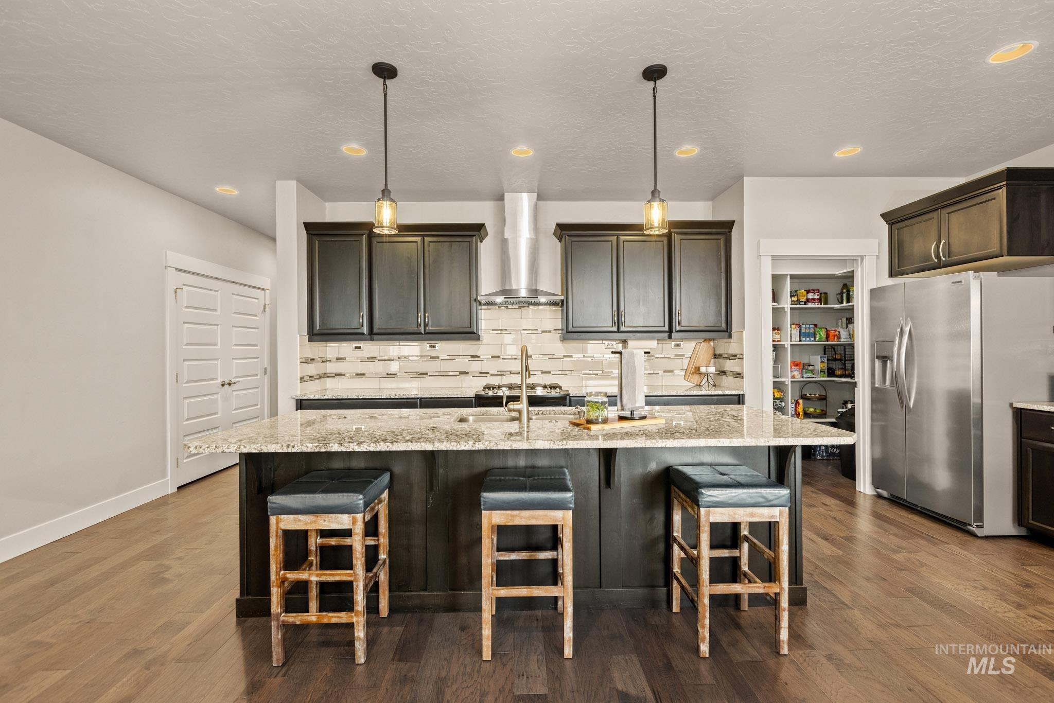 18677 Easter Peak Ave