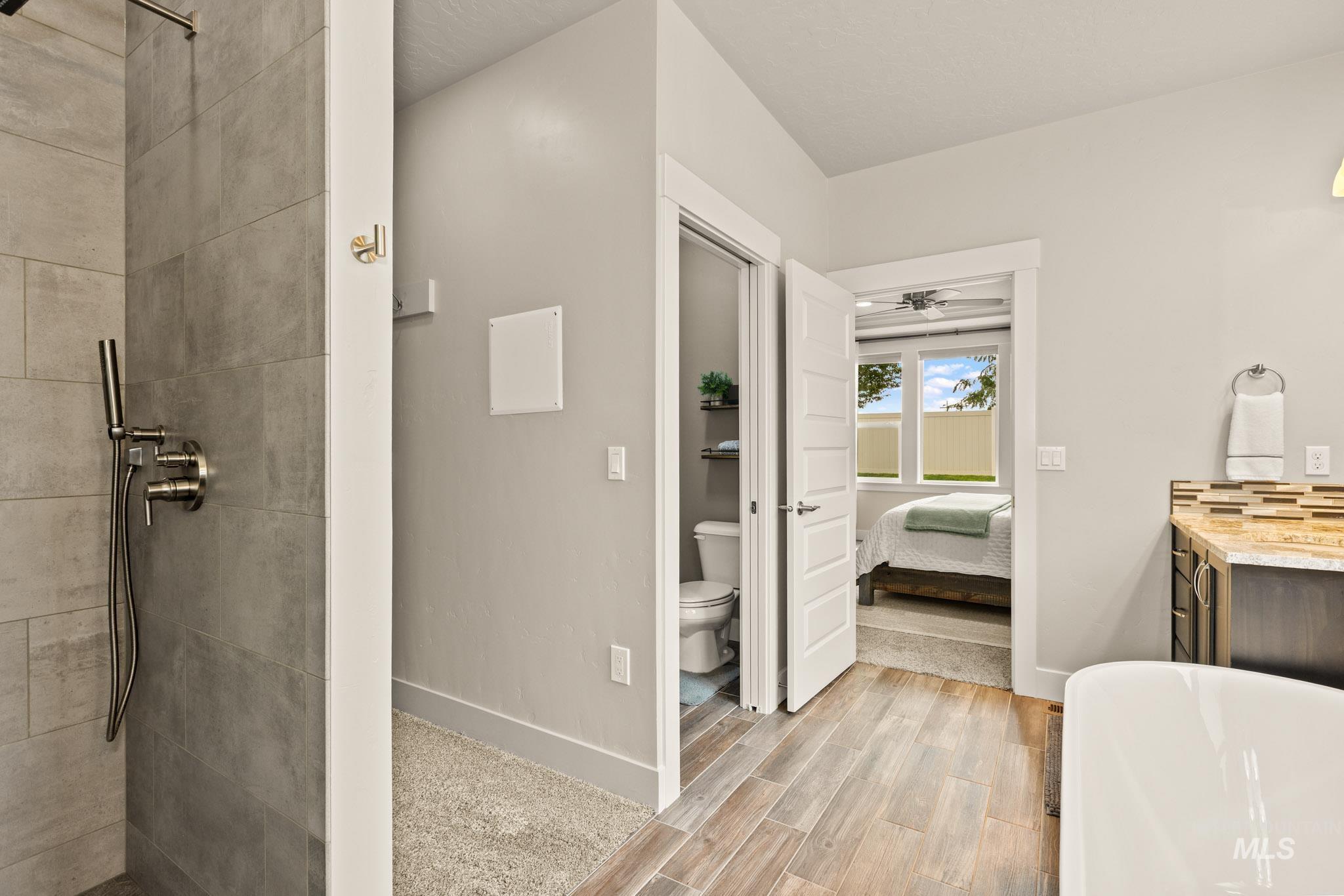 18677 Easter Peak Ave