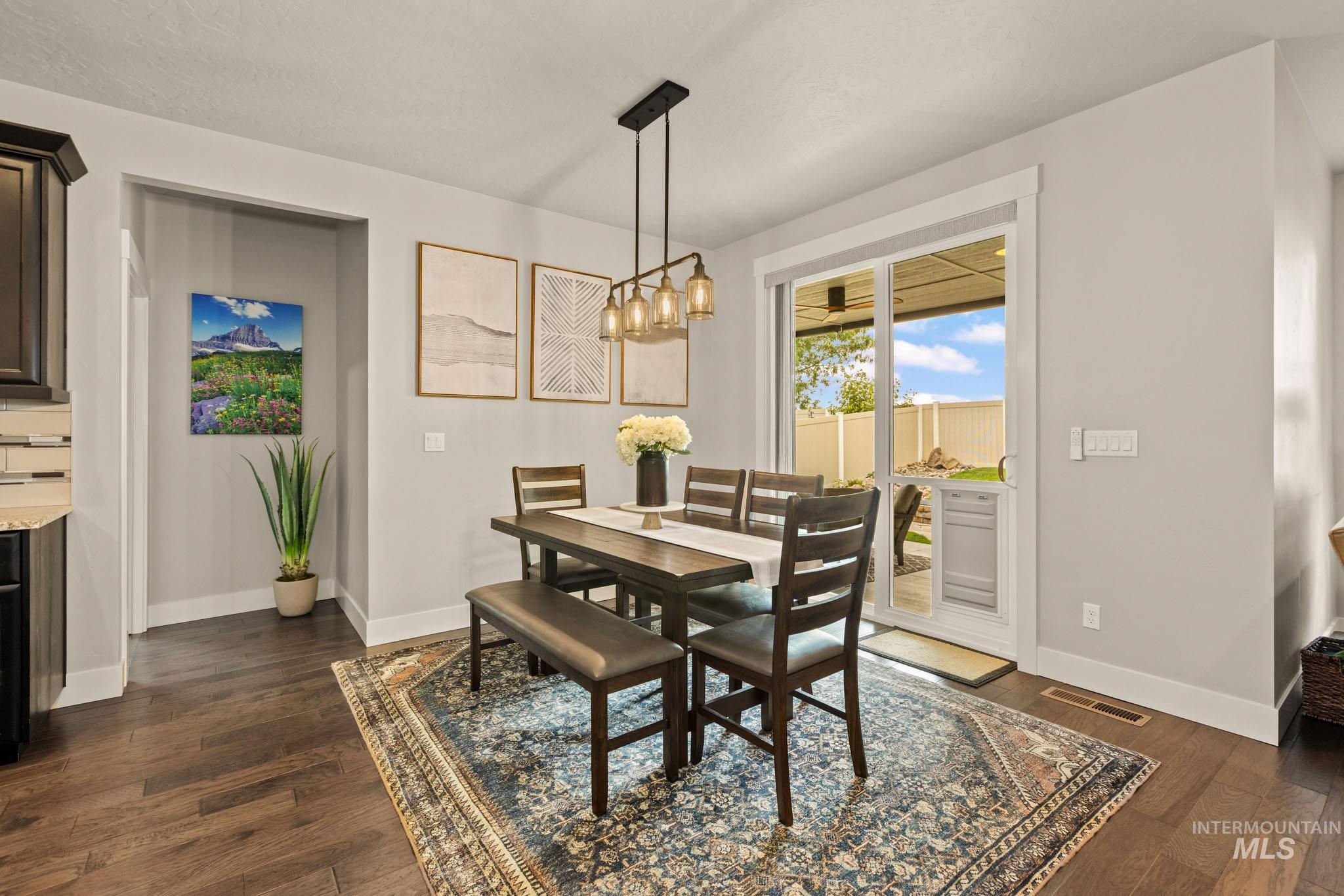 18677 Easter Peak Ave