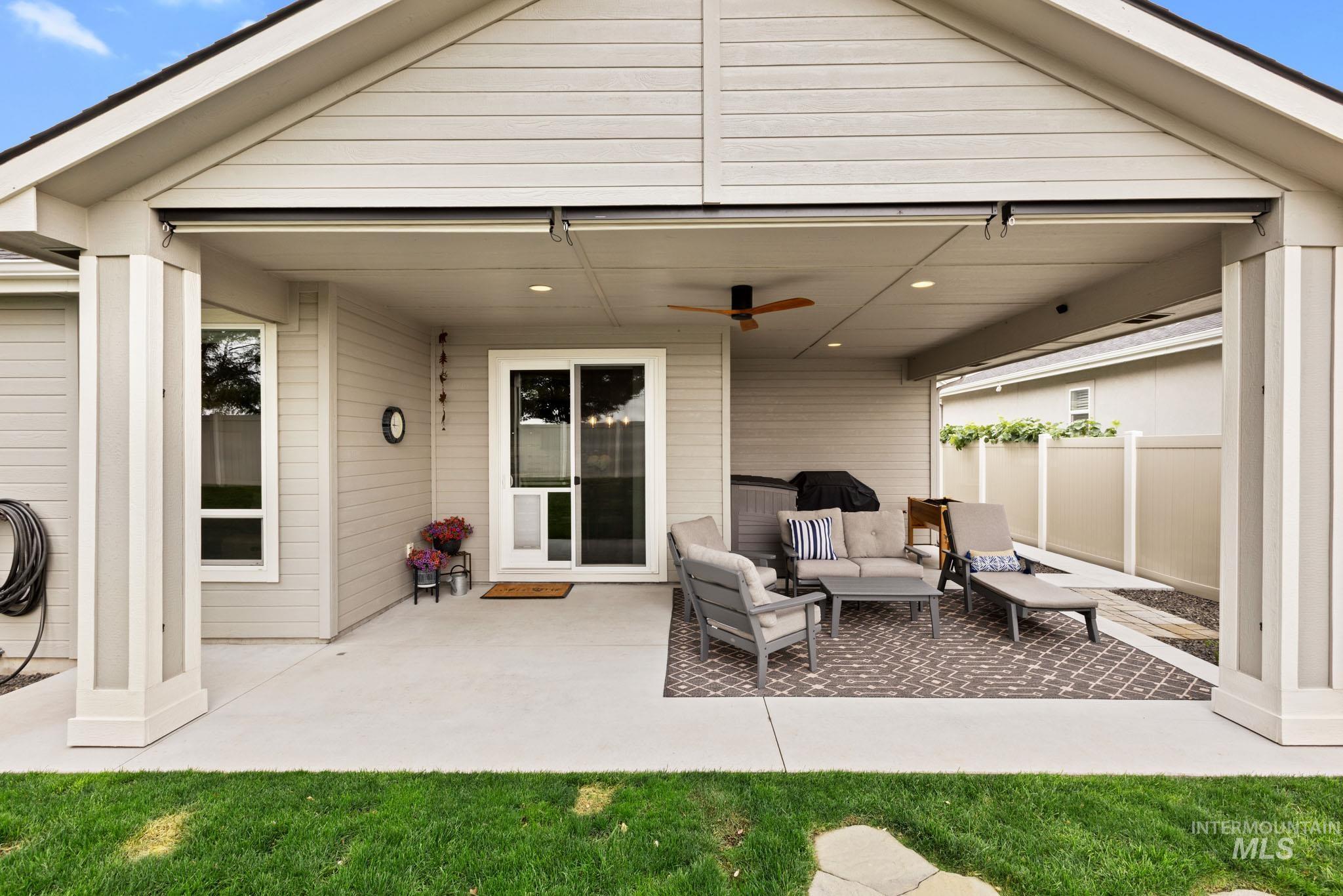 18677 Easter Peak Ave