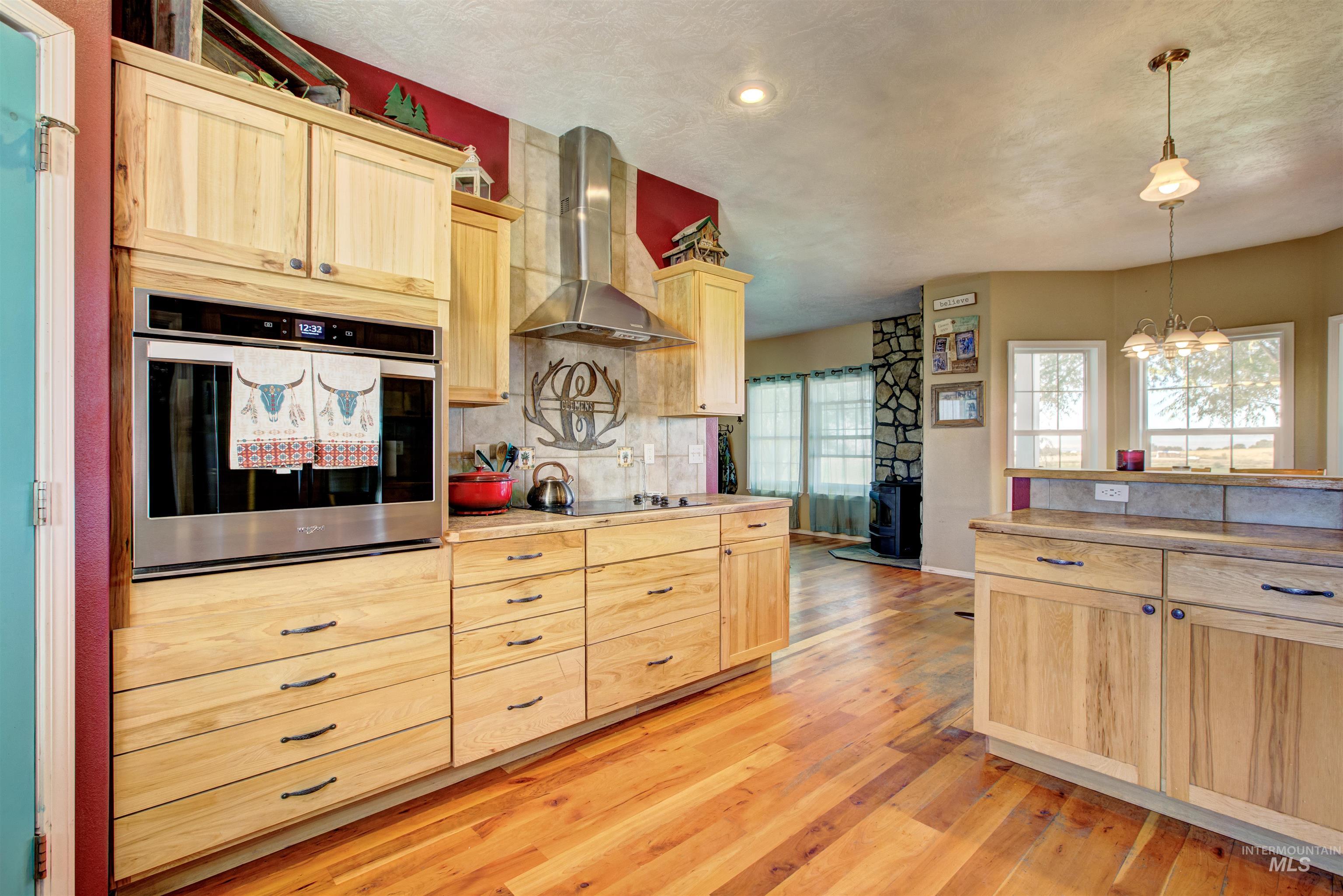 28284 Tudie Lane