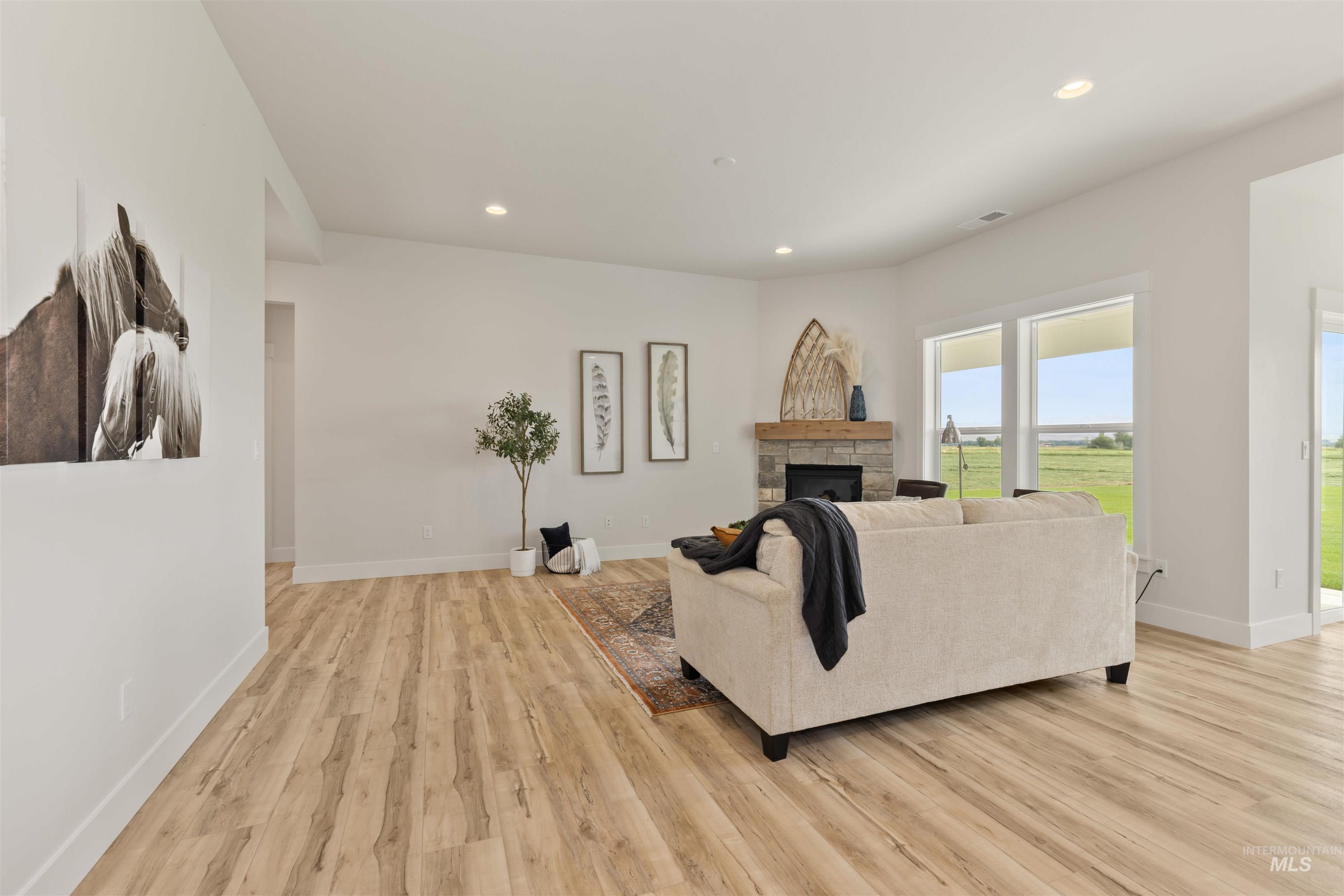 9857 Eleanor Ln.