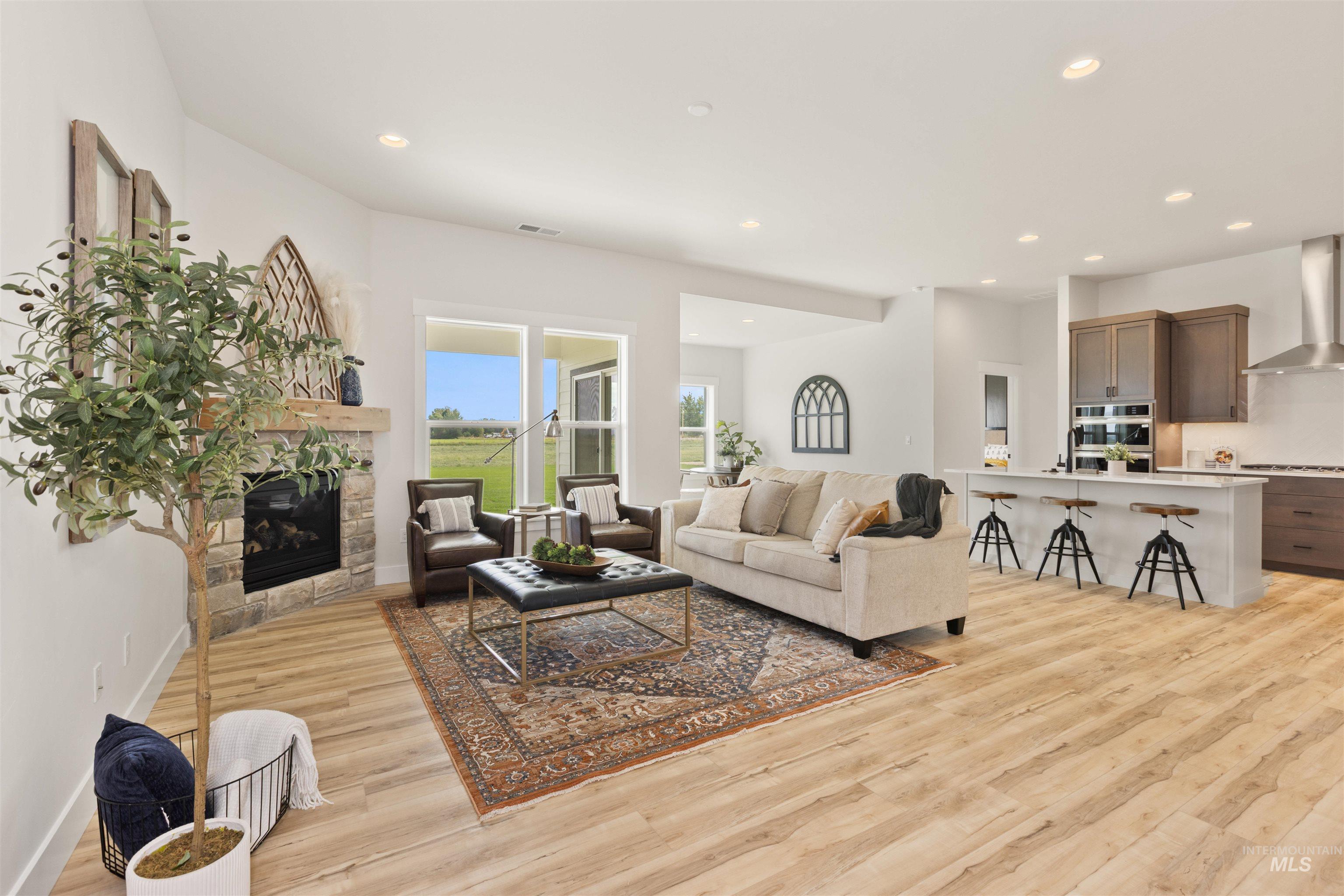 9857 Eleanor Ln.