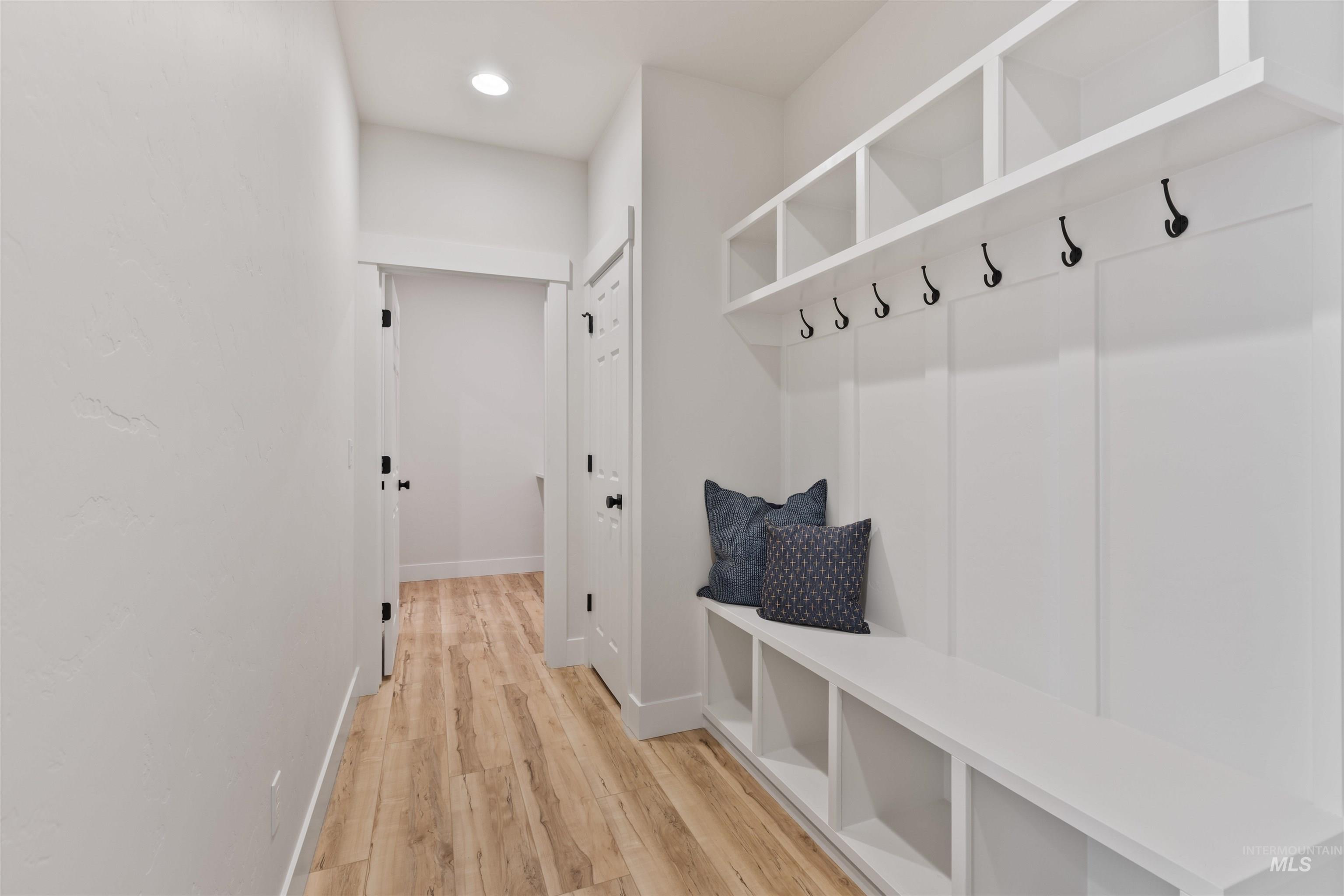 9857 Eleanor Ln.