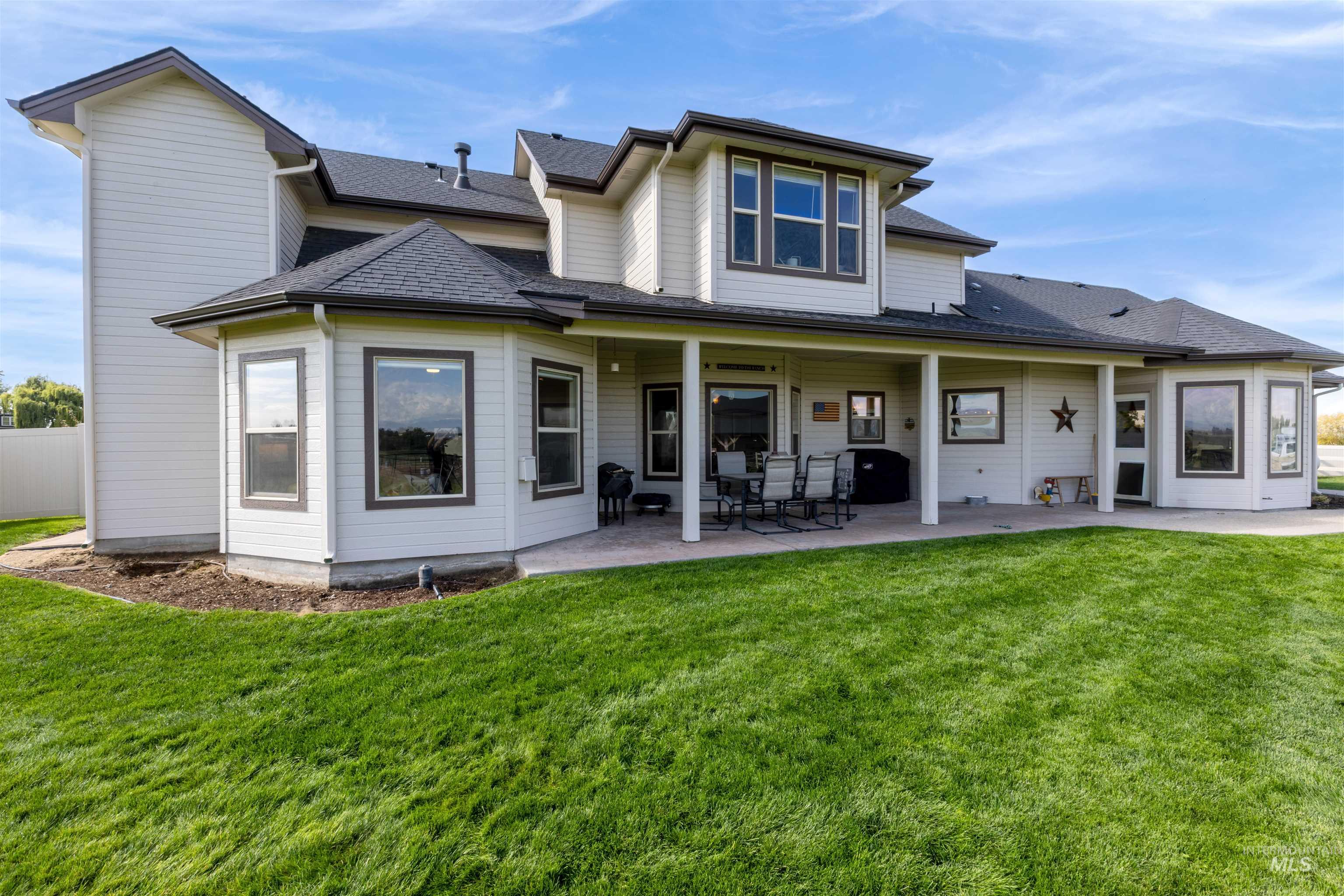 3642 E E Indian Trail Ln.