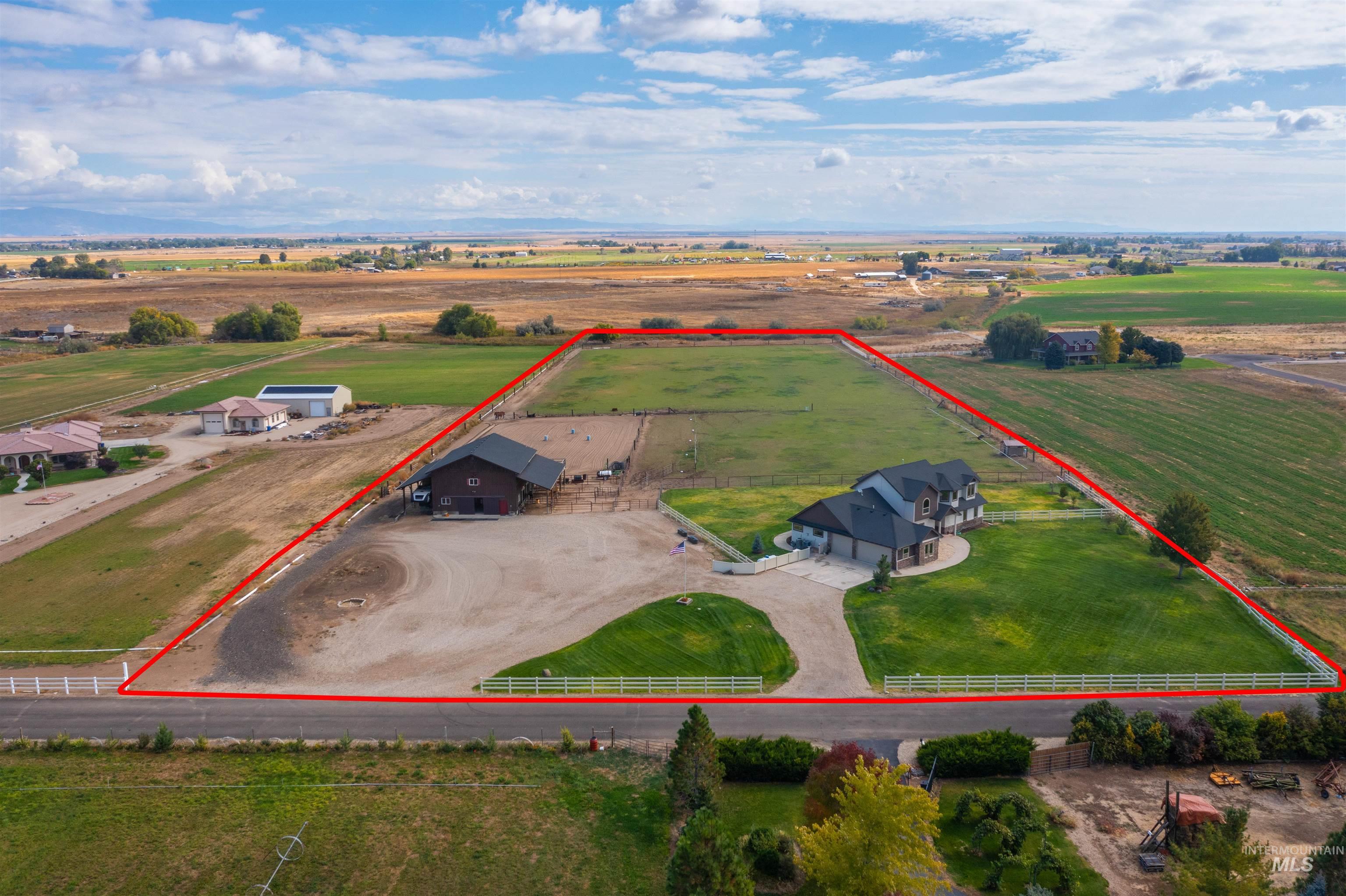 3642 E E Indian Trail Ln.