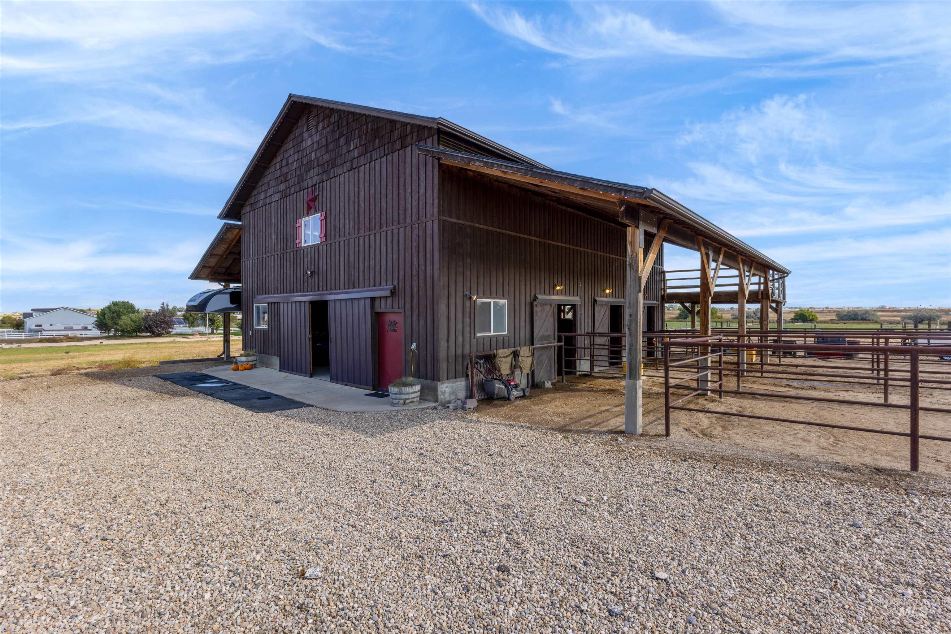 3642 E E Indian Trail Ln.