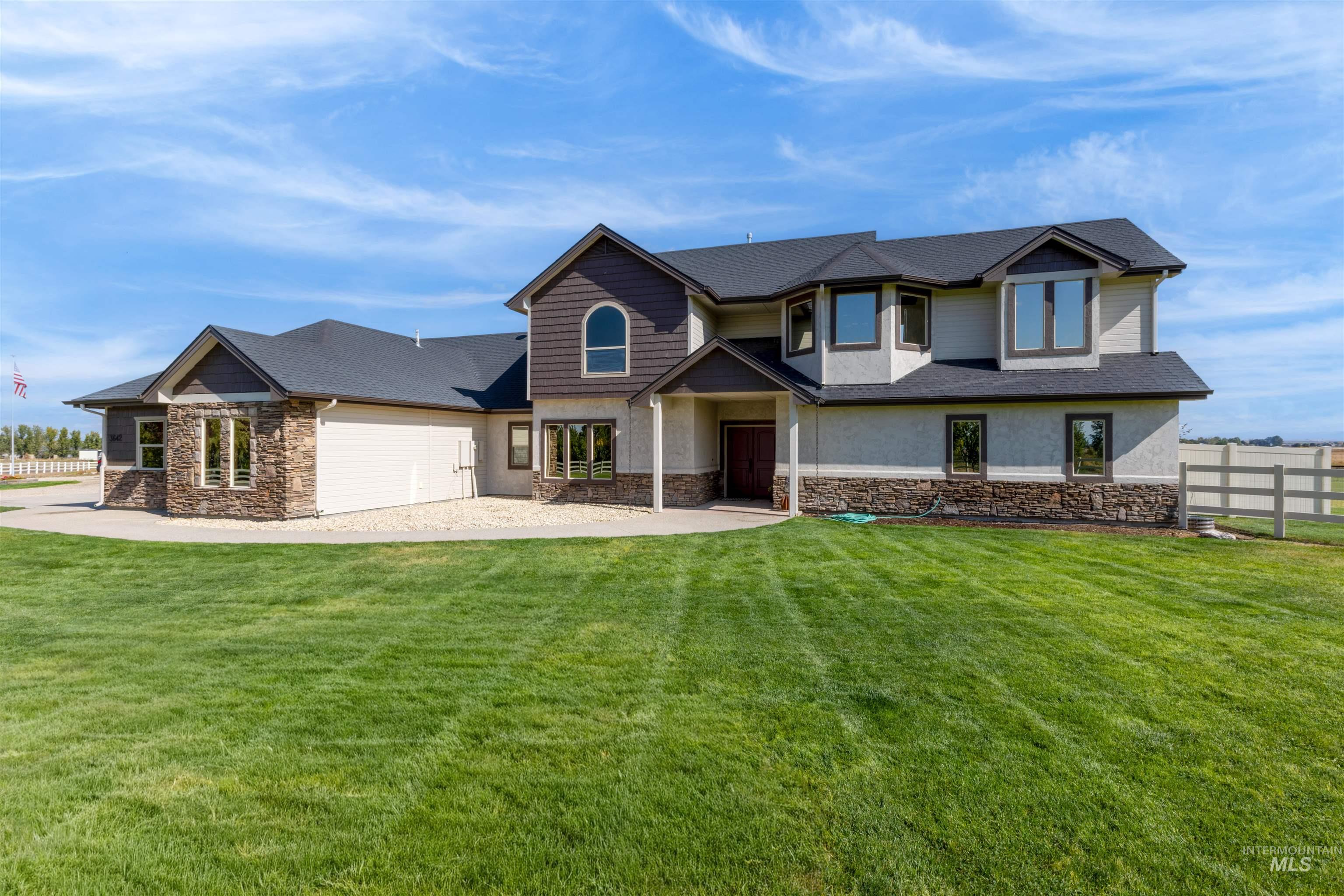 3642 E E Indian Trail Ln.