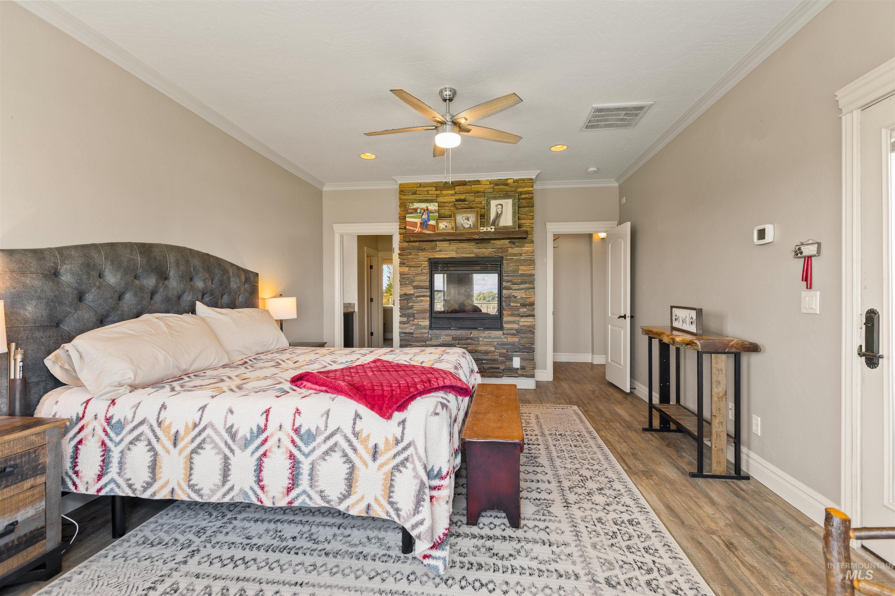3642 E E Indian Trail Ln.