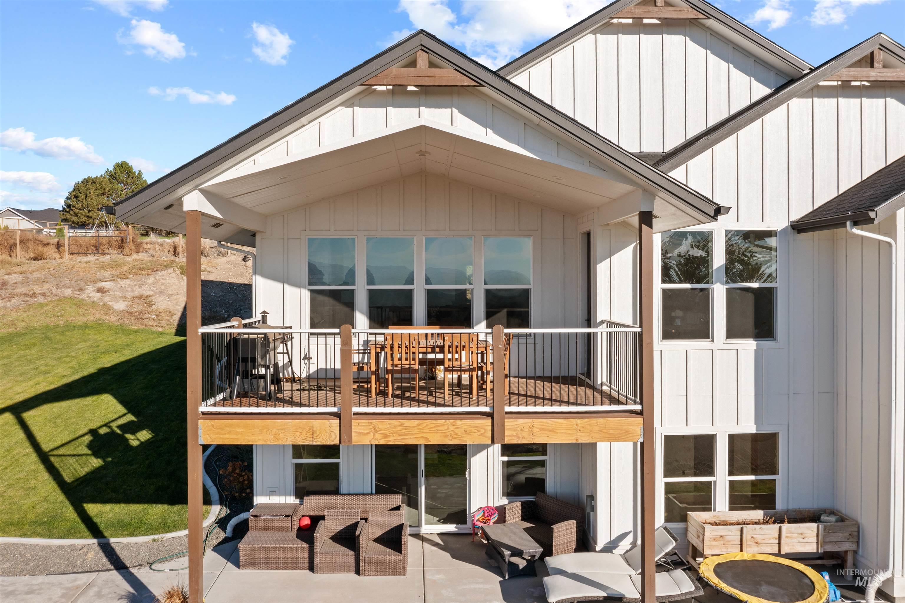 23824 Garrett Ranch Way