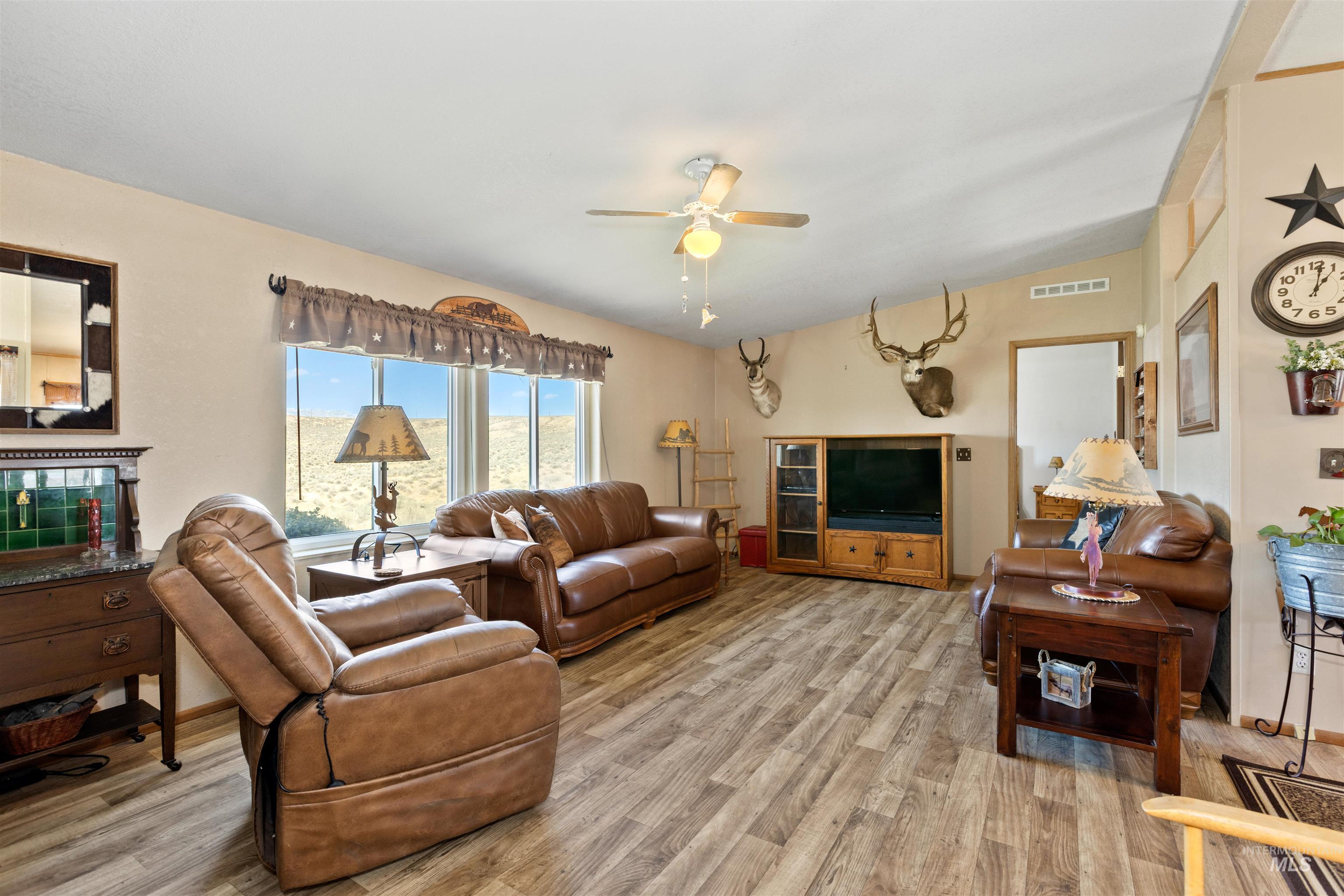 15423 Tyson Road