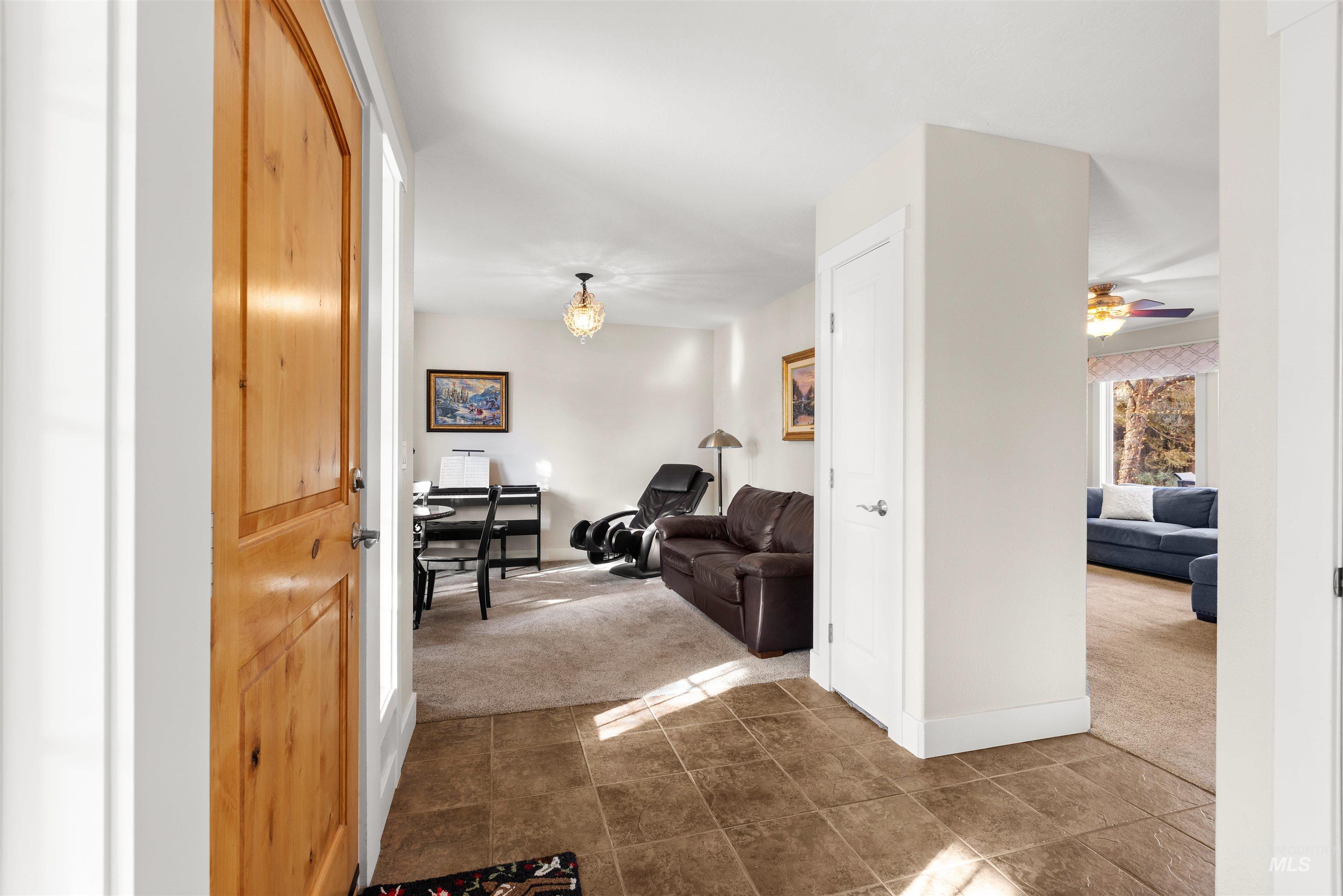 650 Triumph Drive