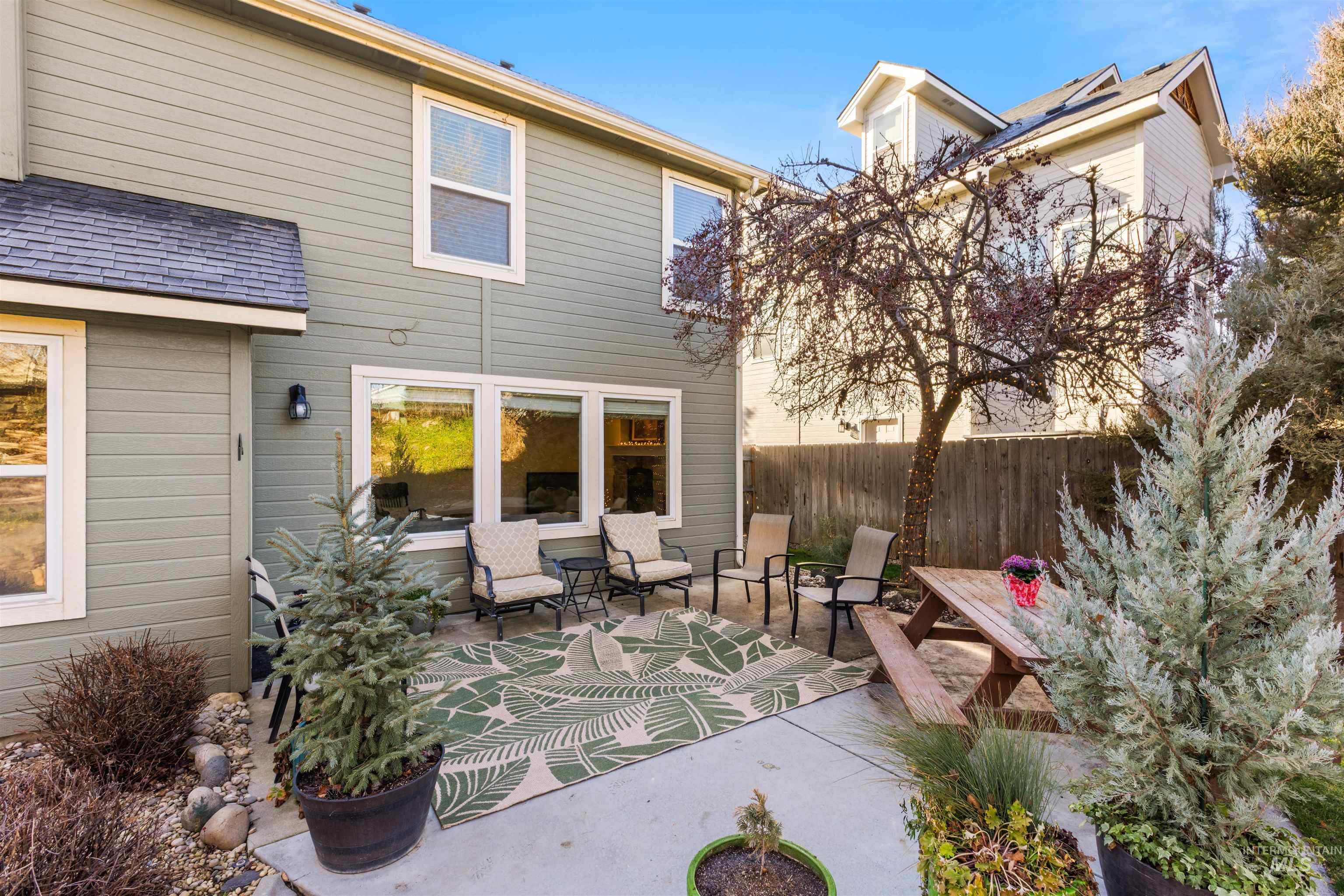 650 Triumph Drive