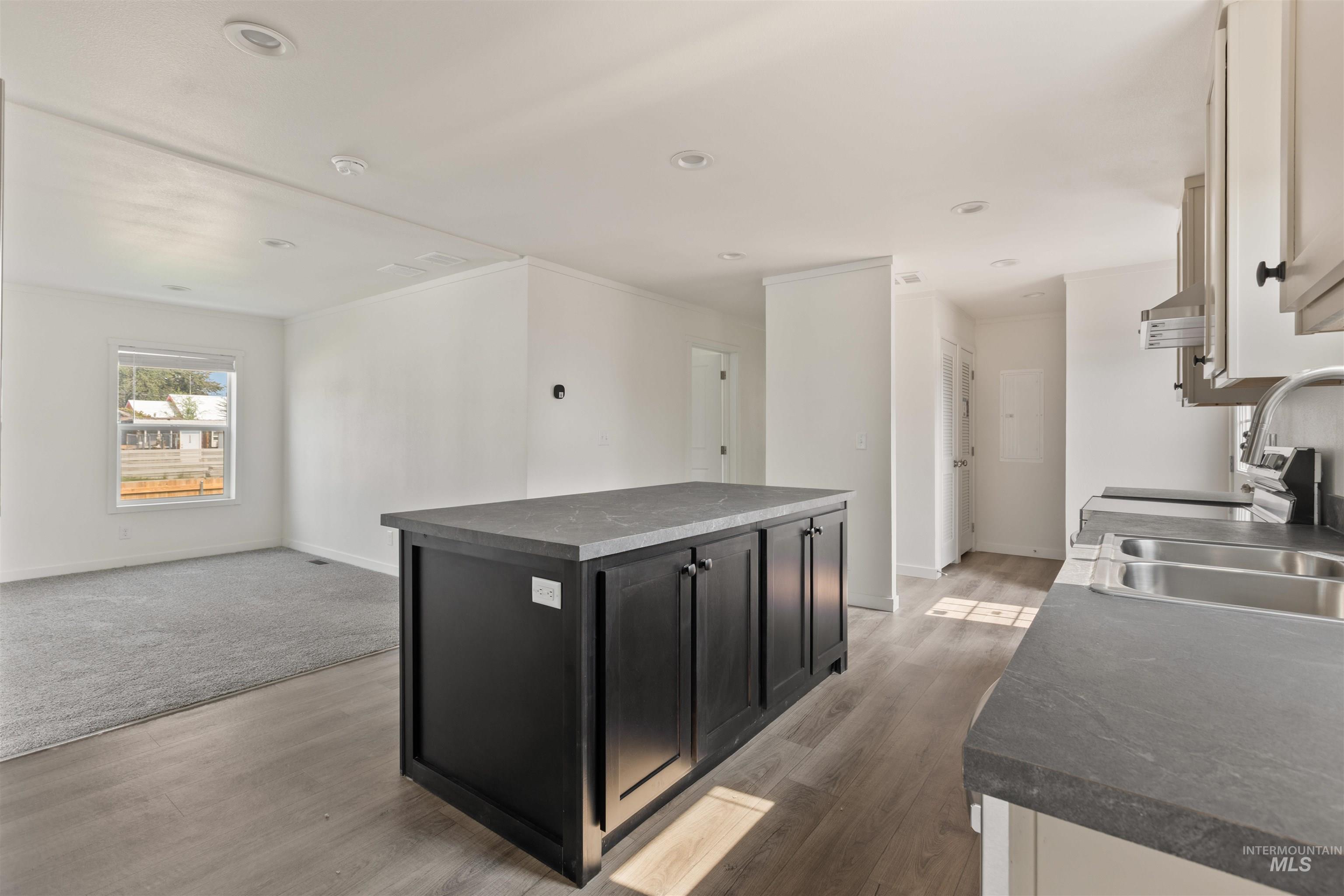 1315 2nd St N