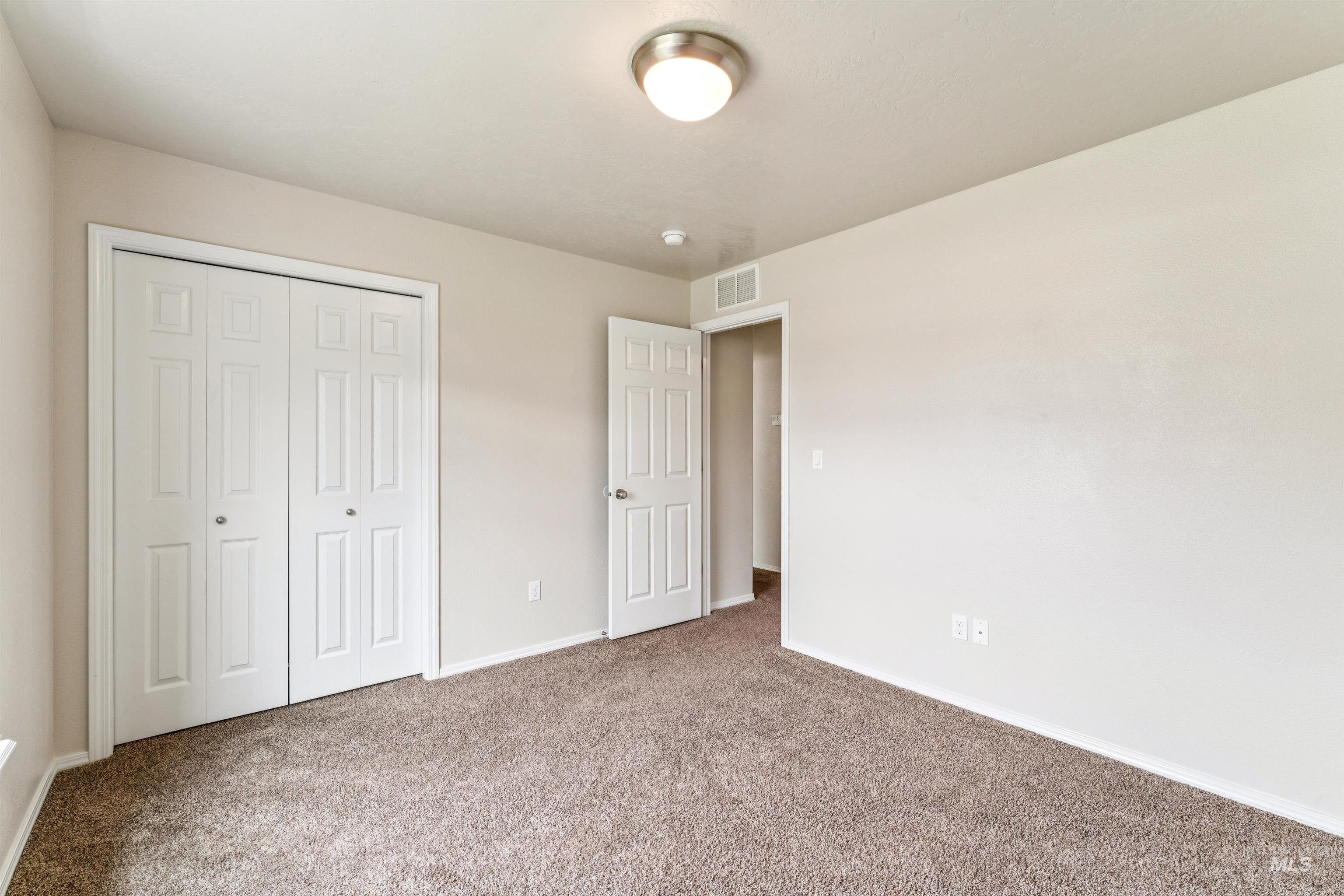 12527 Deadwood Ct
