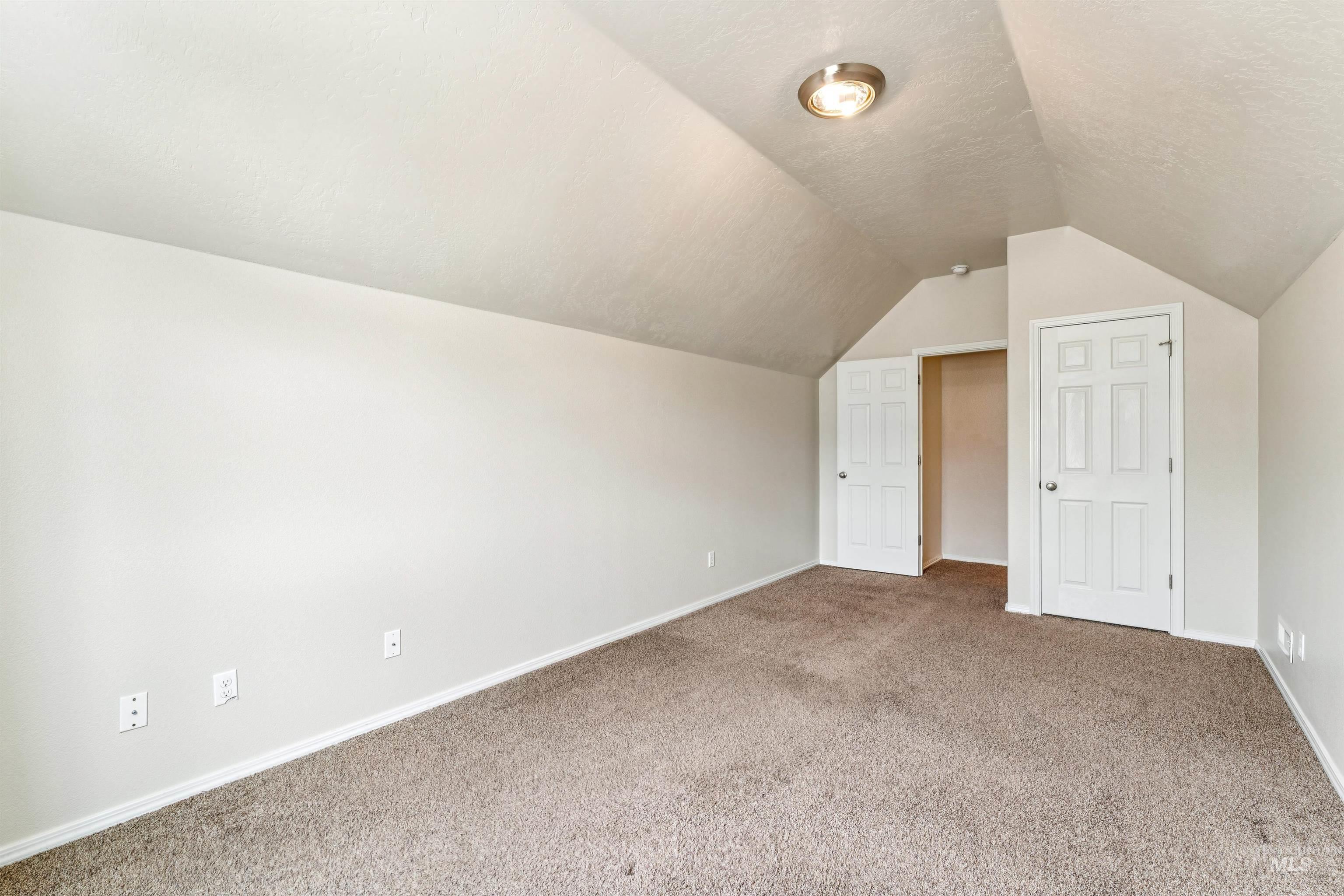12527 Deadwood Ct