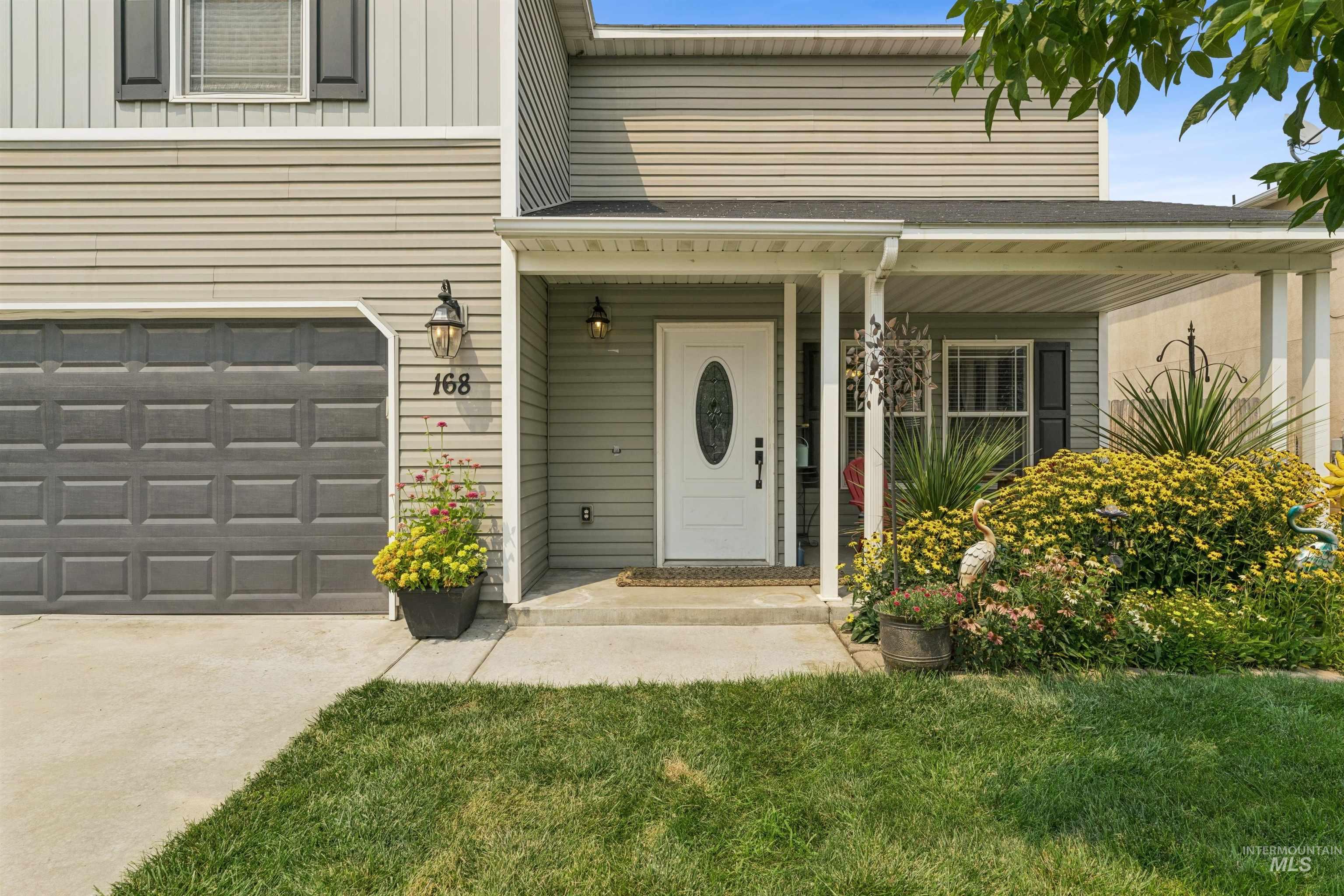 168 E Willow Creek Dr
