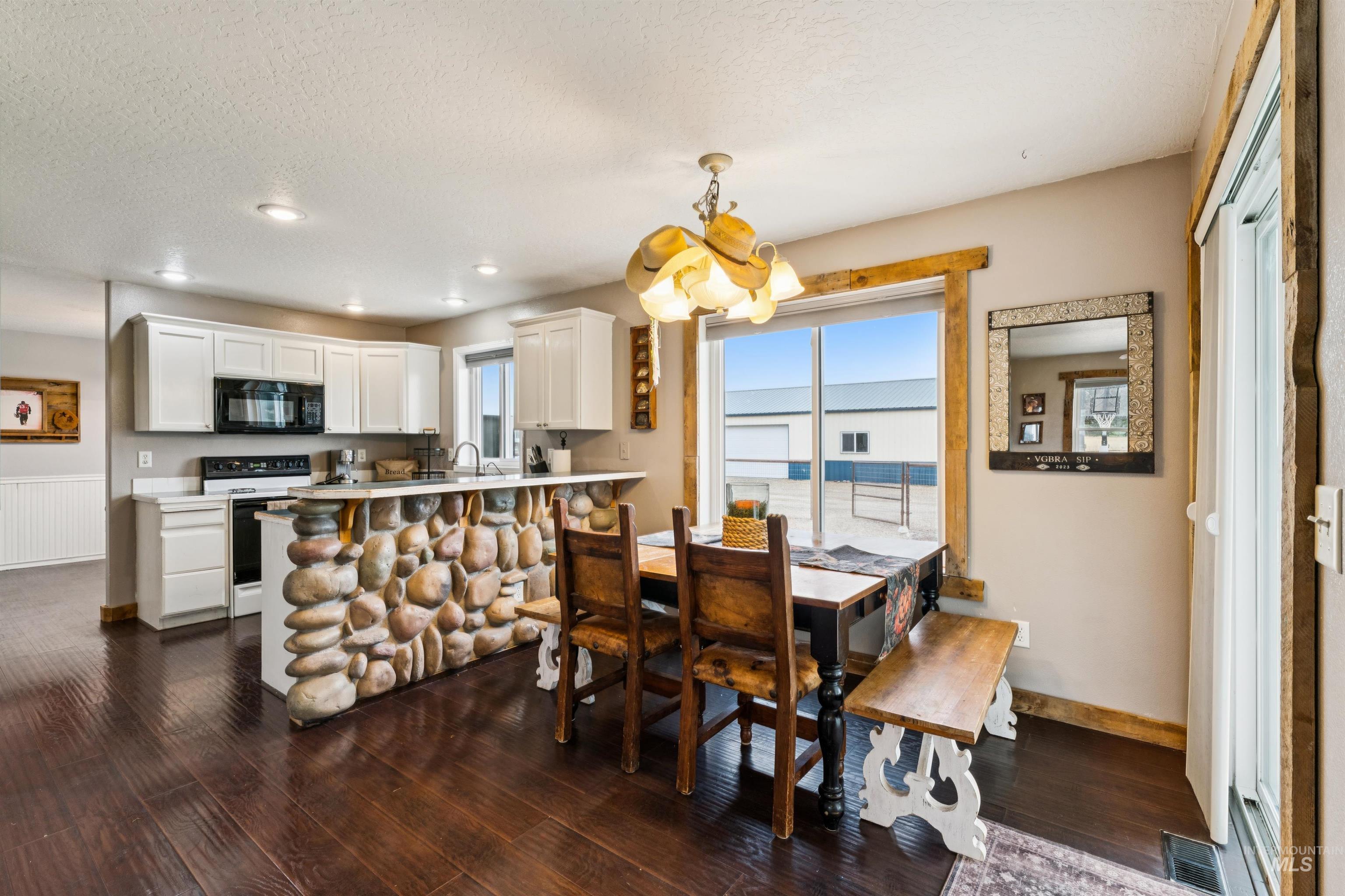 19012 Upper Pleasant Ridge Rd