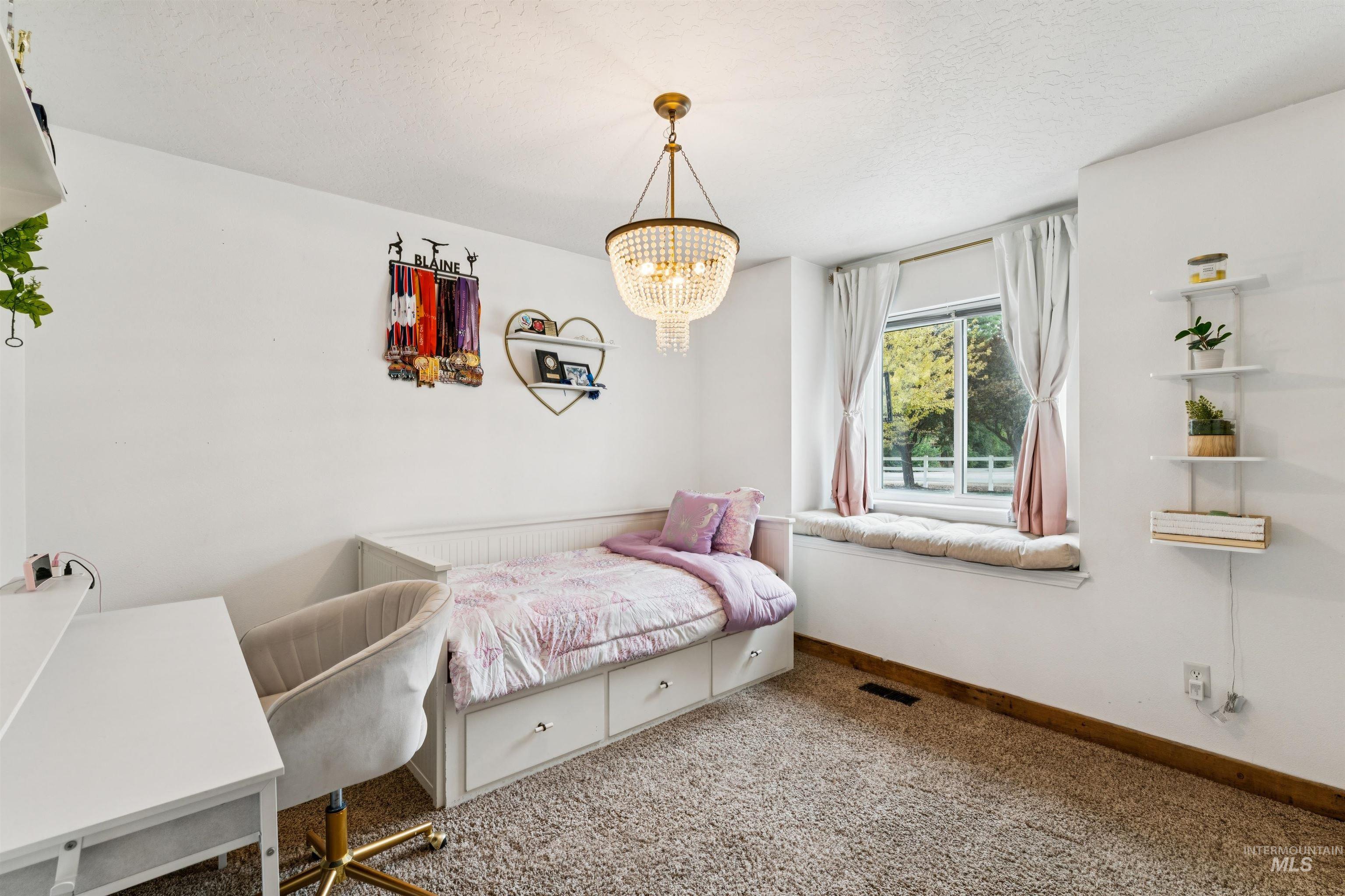 19012 Upper Pleasant Ridge Rd