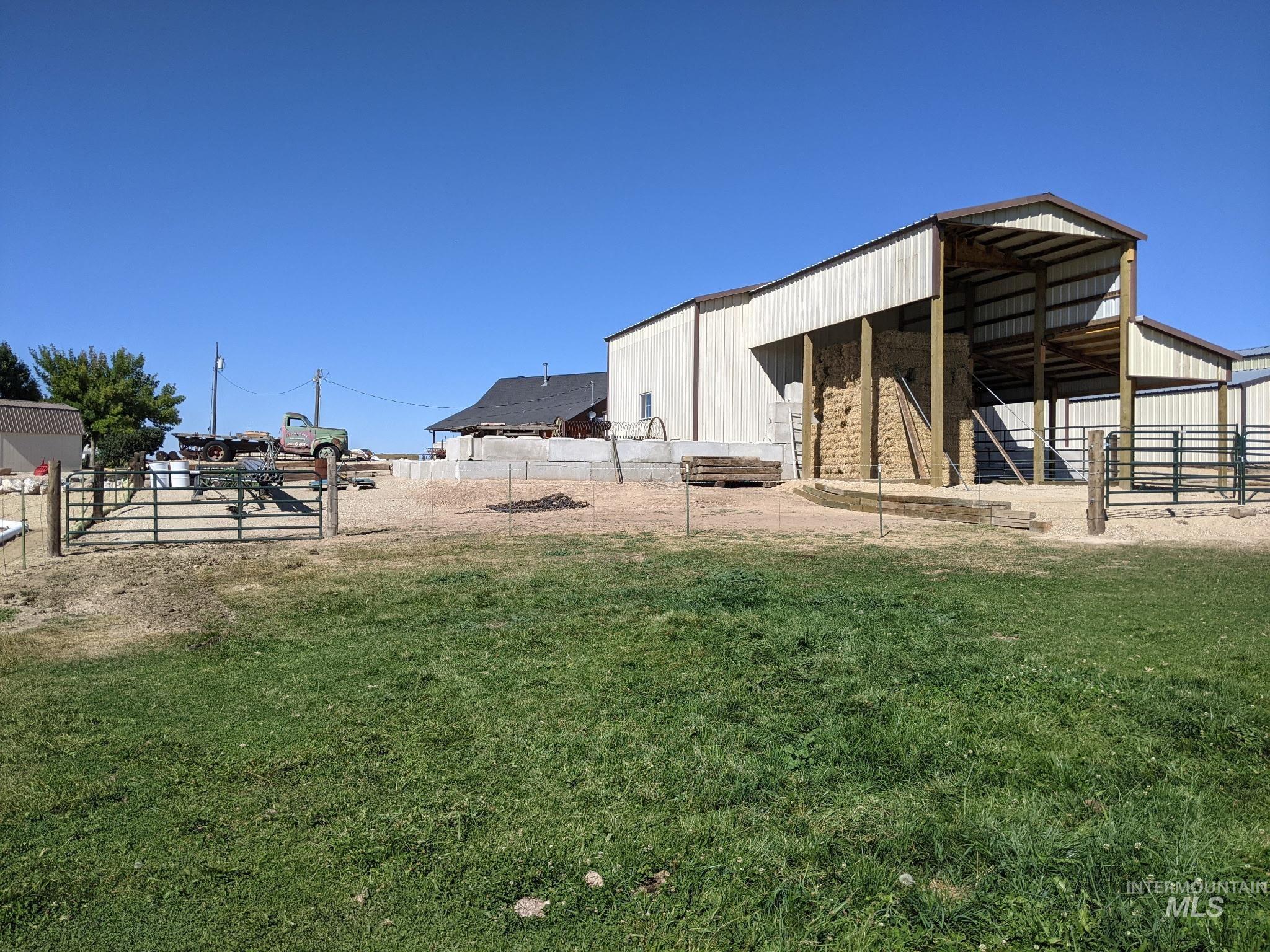 6321 Bennett Rd