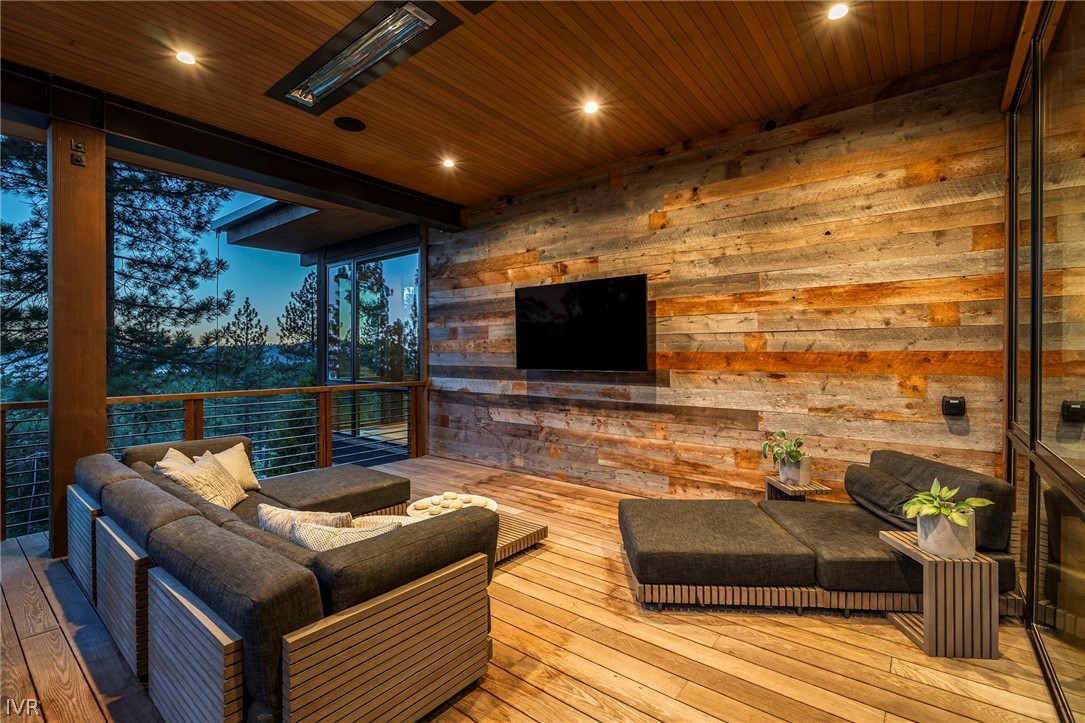 487 Eagle Drive