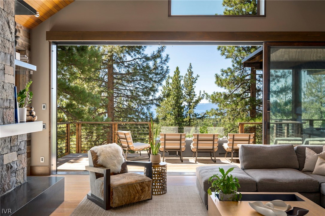 487 Eagle Drive