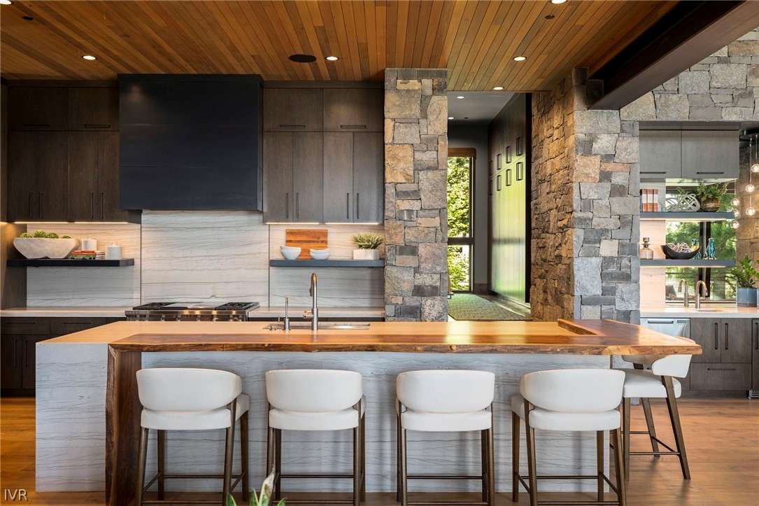 487 Eagle Drive