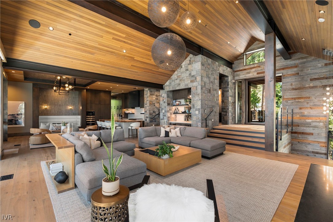 487 Eagle Drive