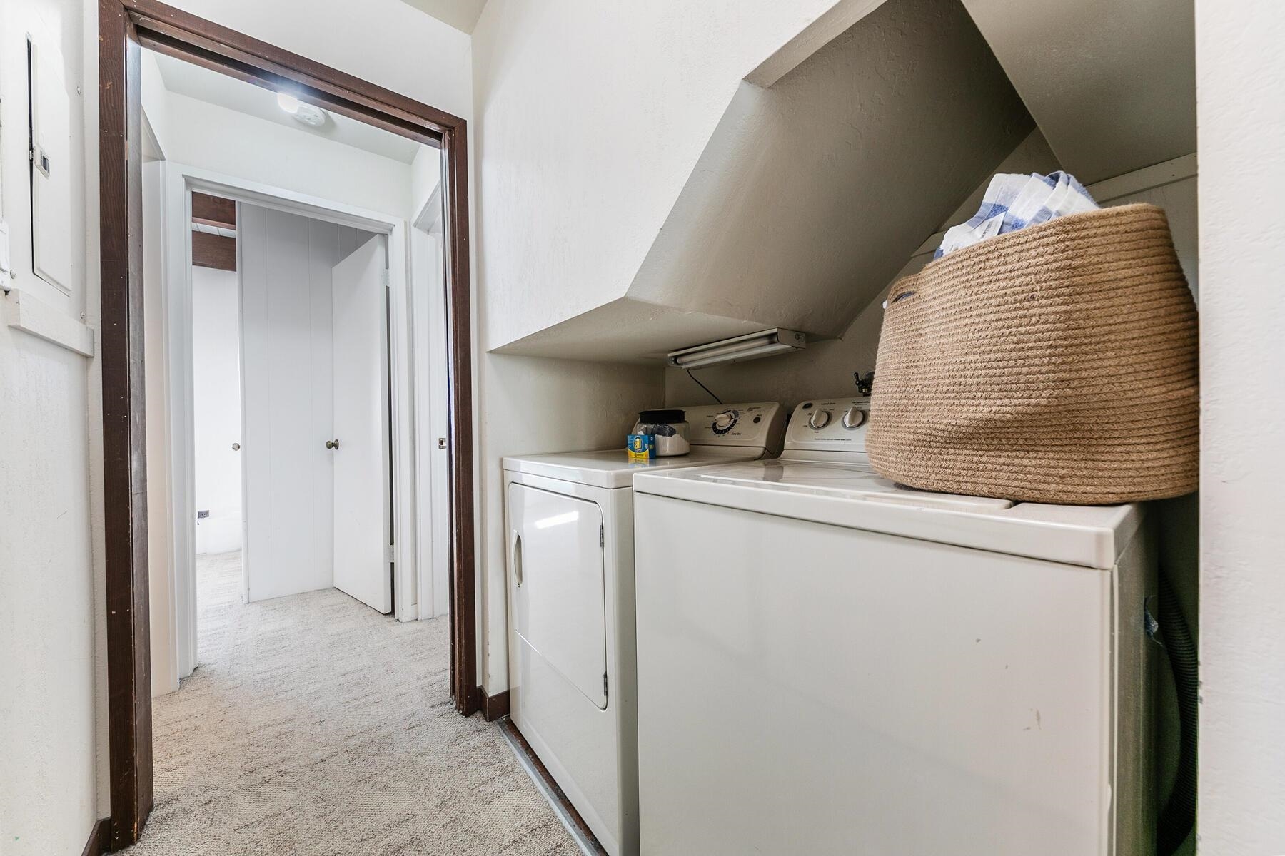 1314 Mineral Springs Trail